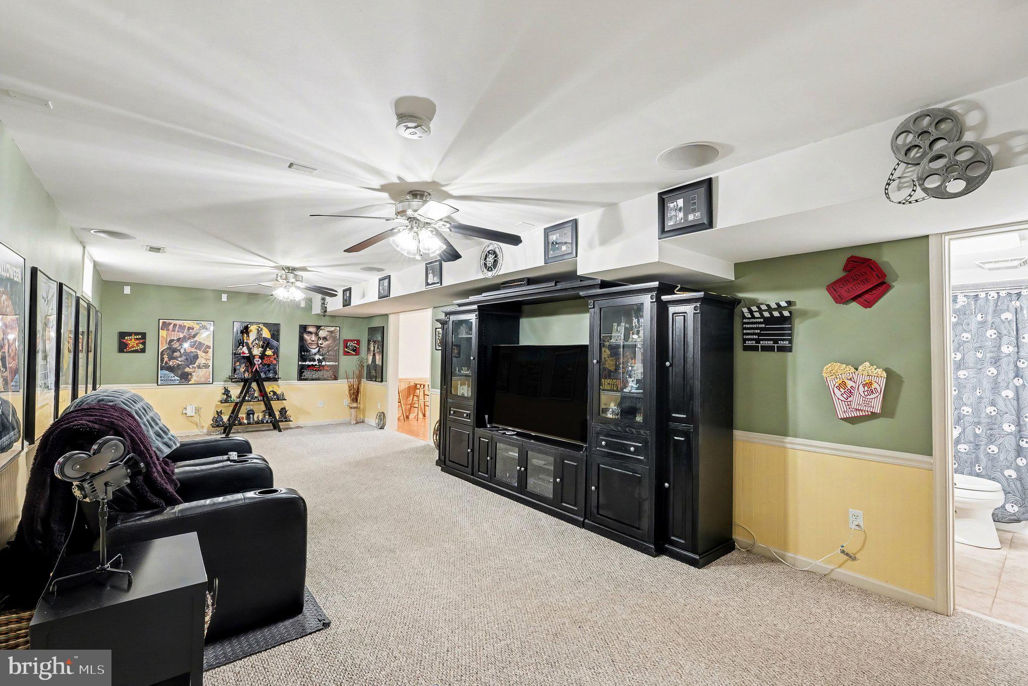 MAPLE GROVE - Residential