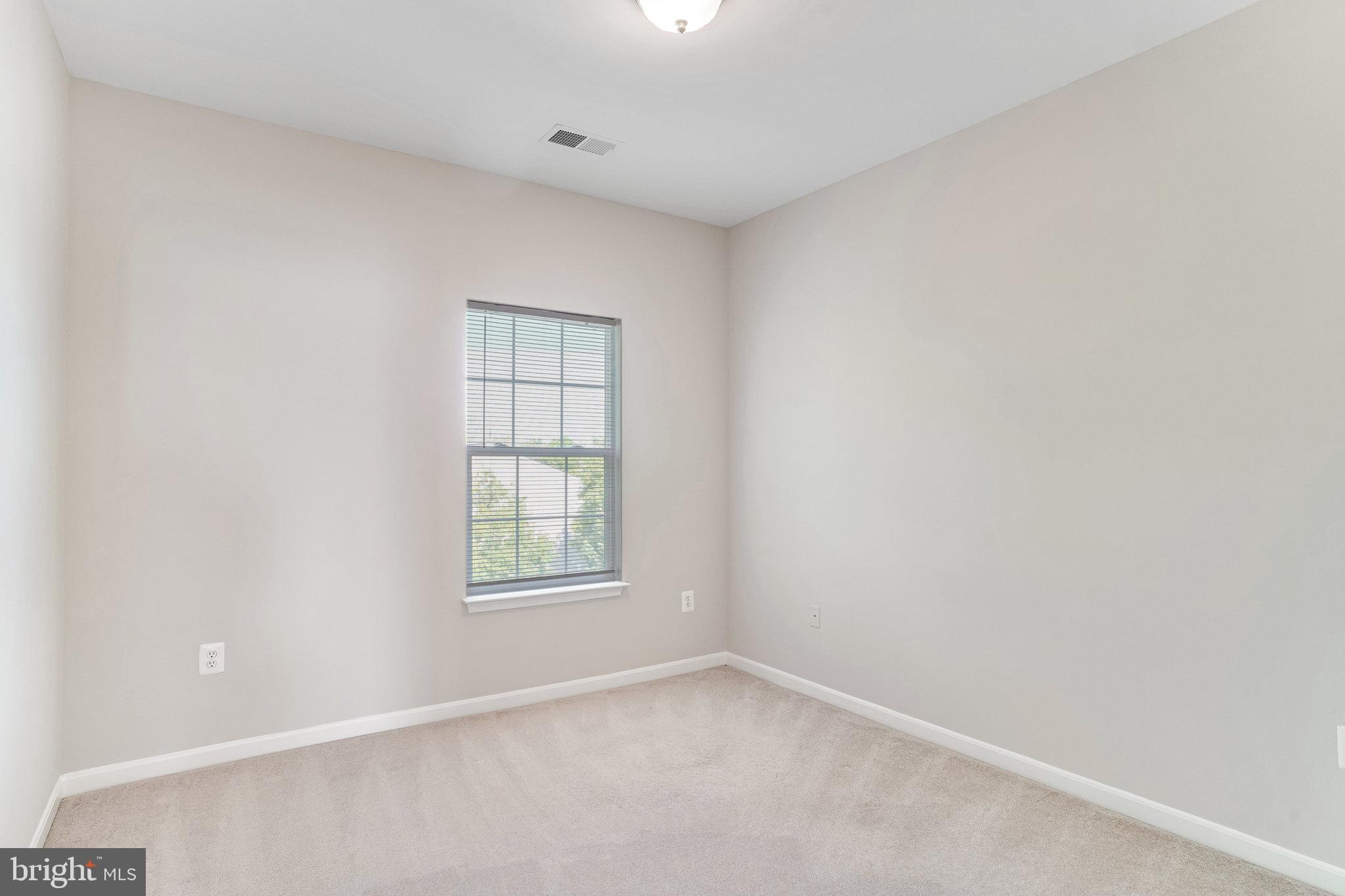 ASHBROOK VILLAGE - Residential