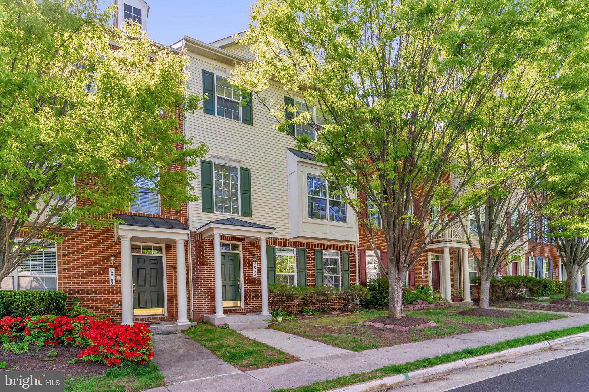 ASHBROOK VILLAGE - Residential