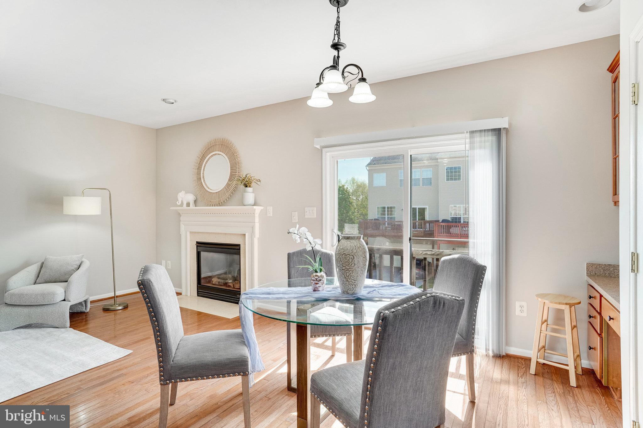 ASHBROOK VILLAGE - Residential