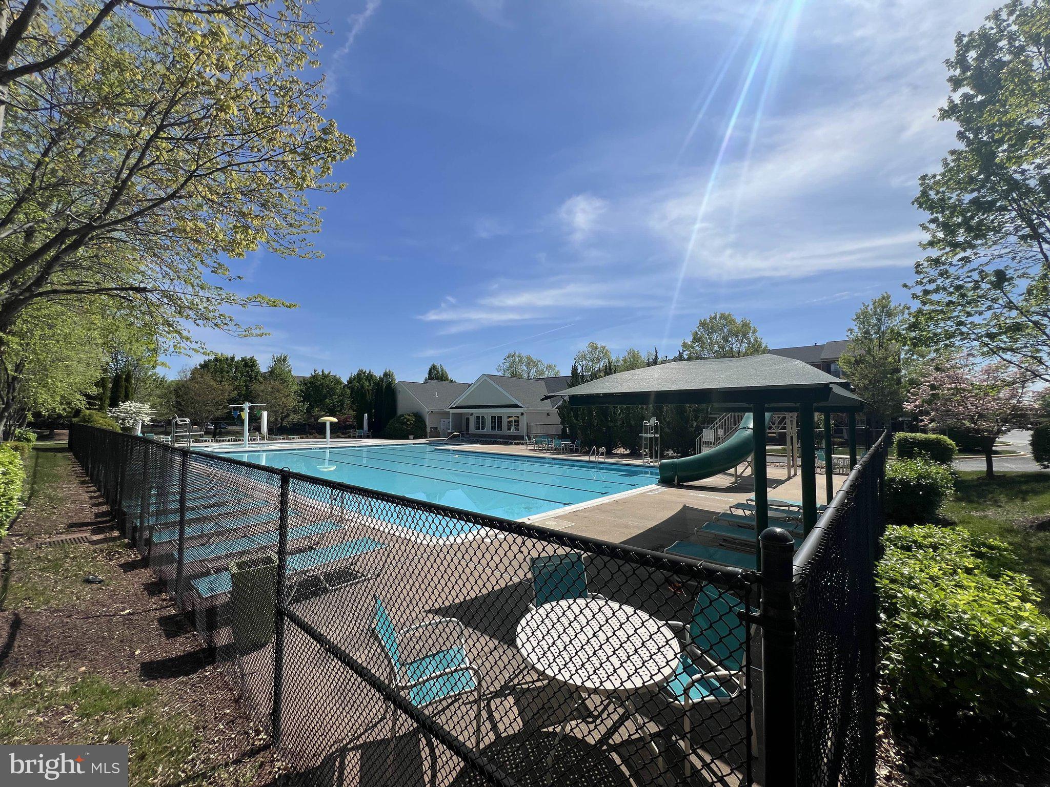 ASHBROOK VILLAGE - Residential