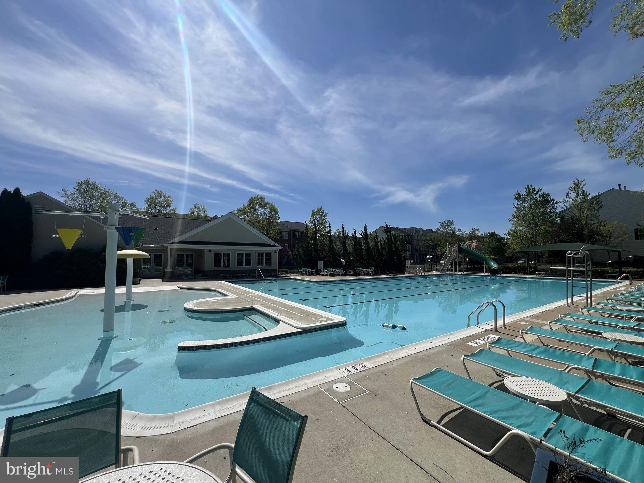 ASHBROOK VILLAGE - Residential