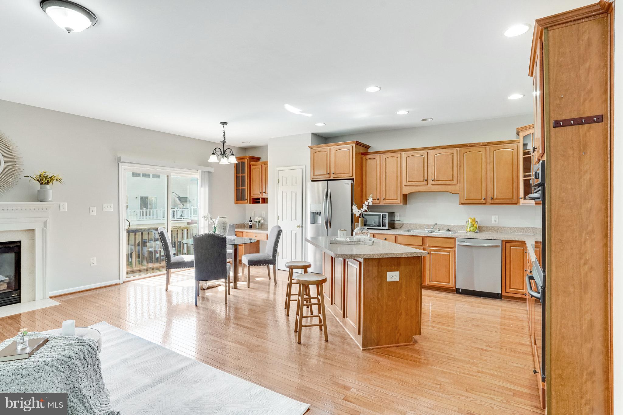 ASHBROOK VILLAGE - Residential