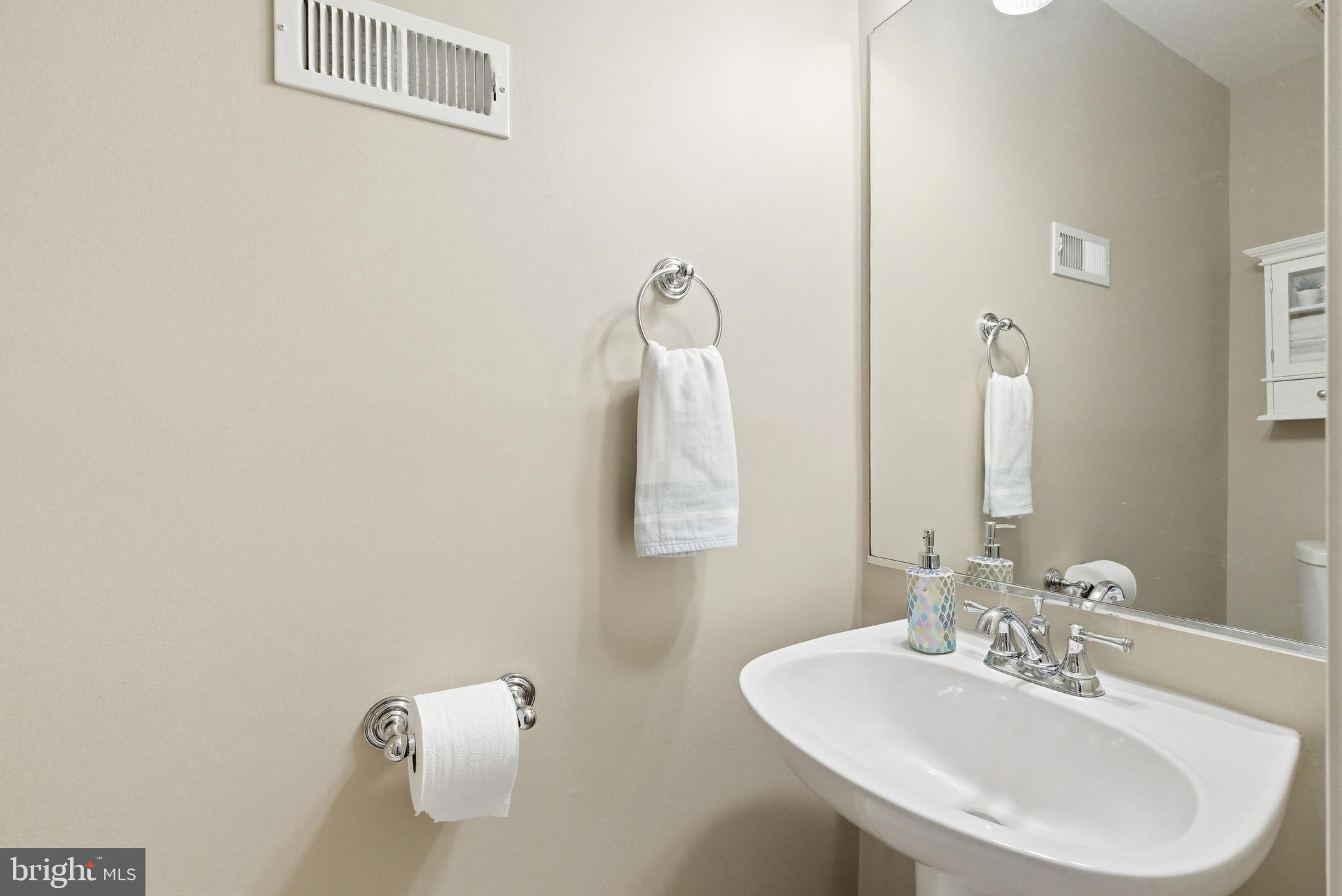 KINGSTOWNE - Residential