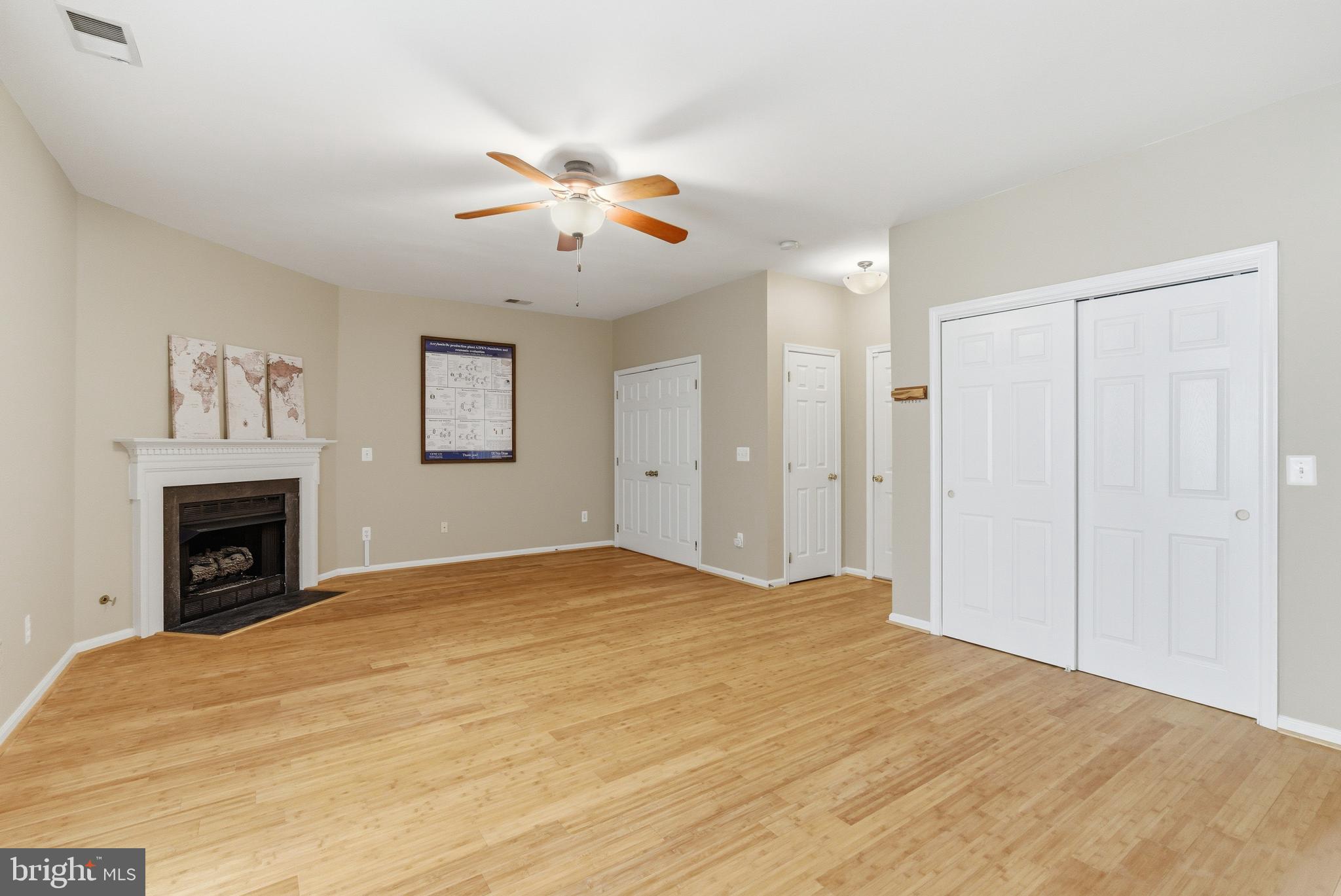 KINGSTOWNE - Residential