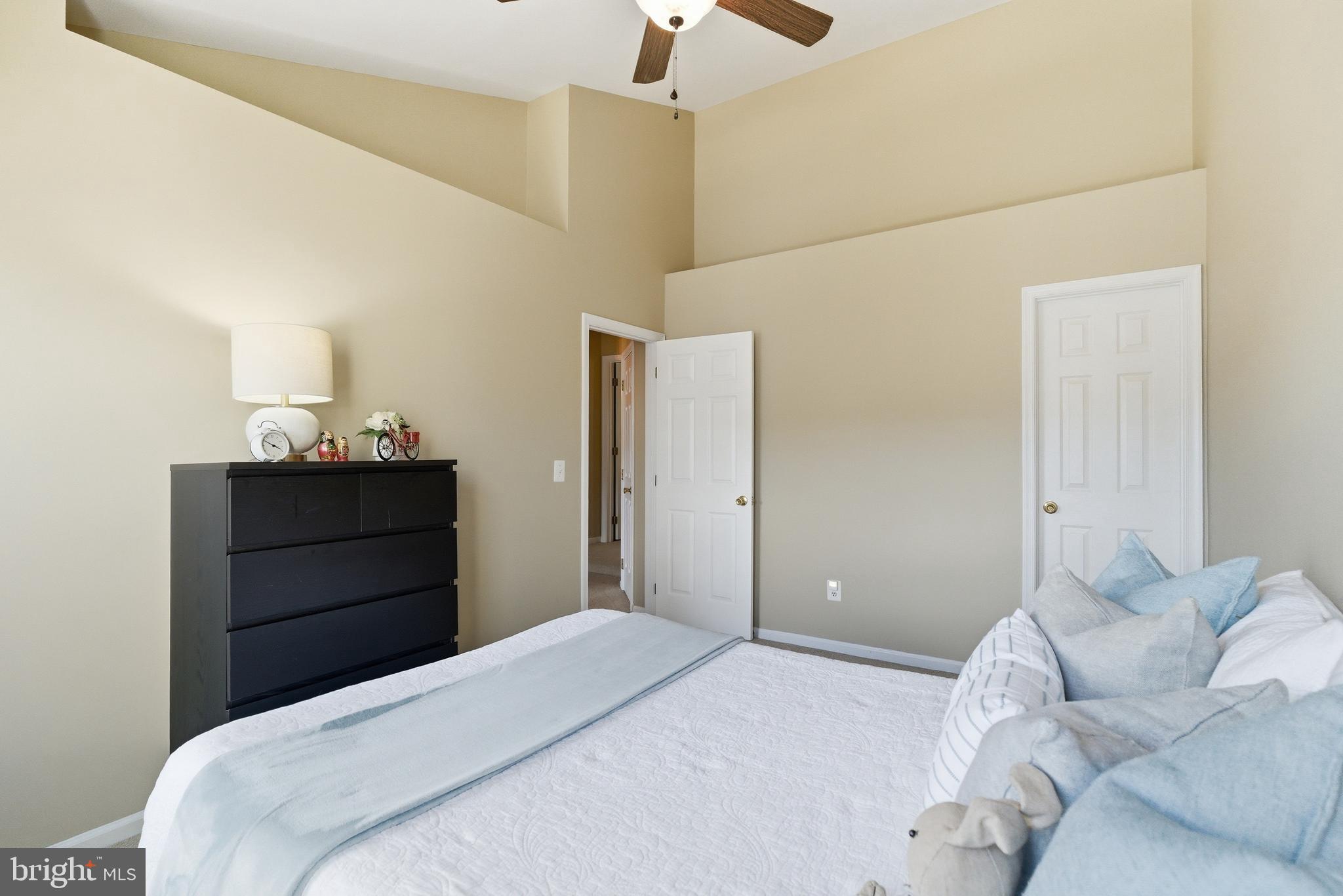 KINGSTOWNE - Residential