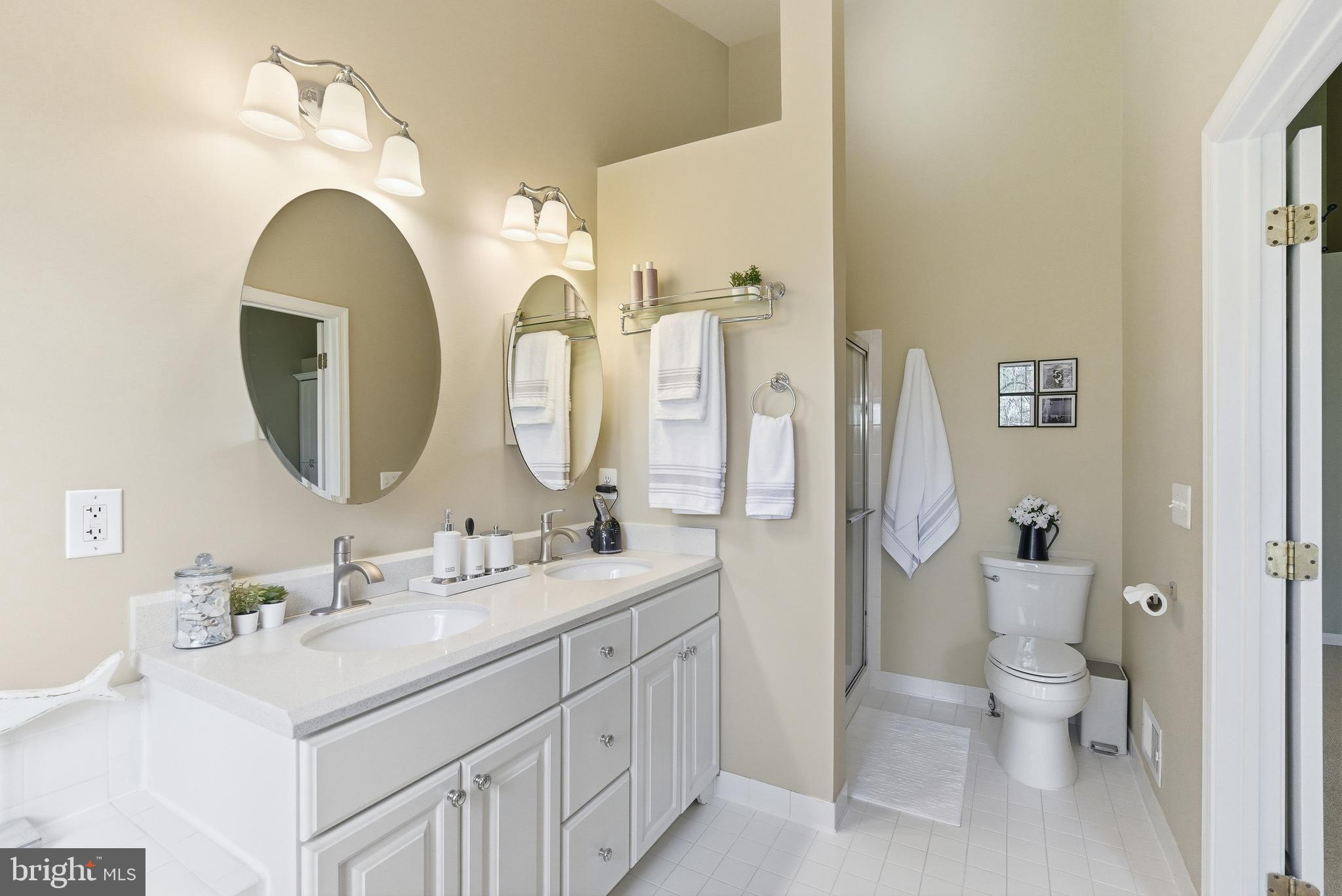 KINGSTOWNE - Residential