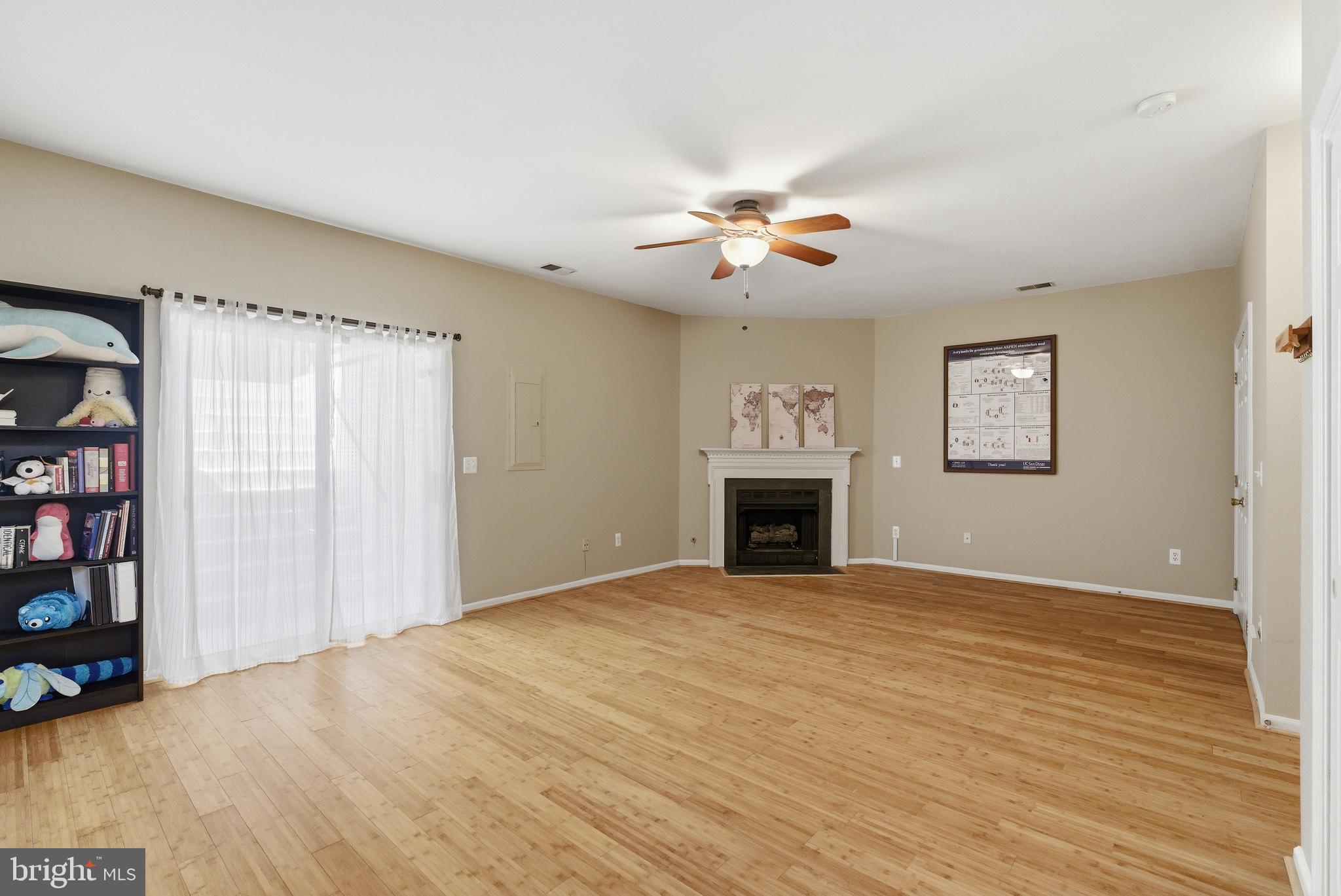 KINGSTOWNE - Residential