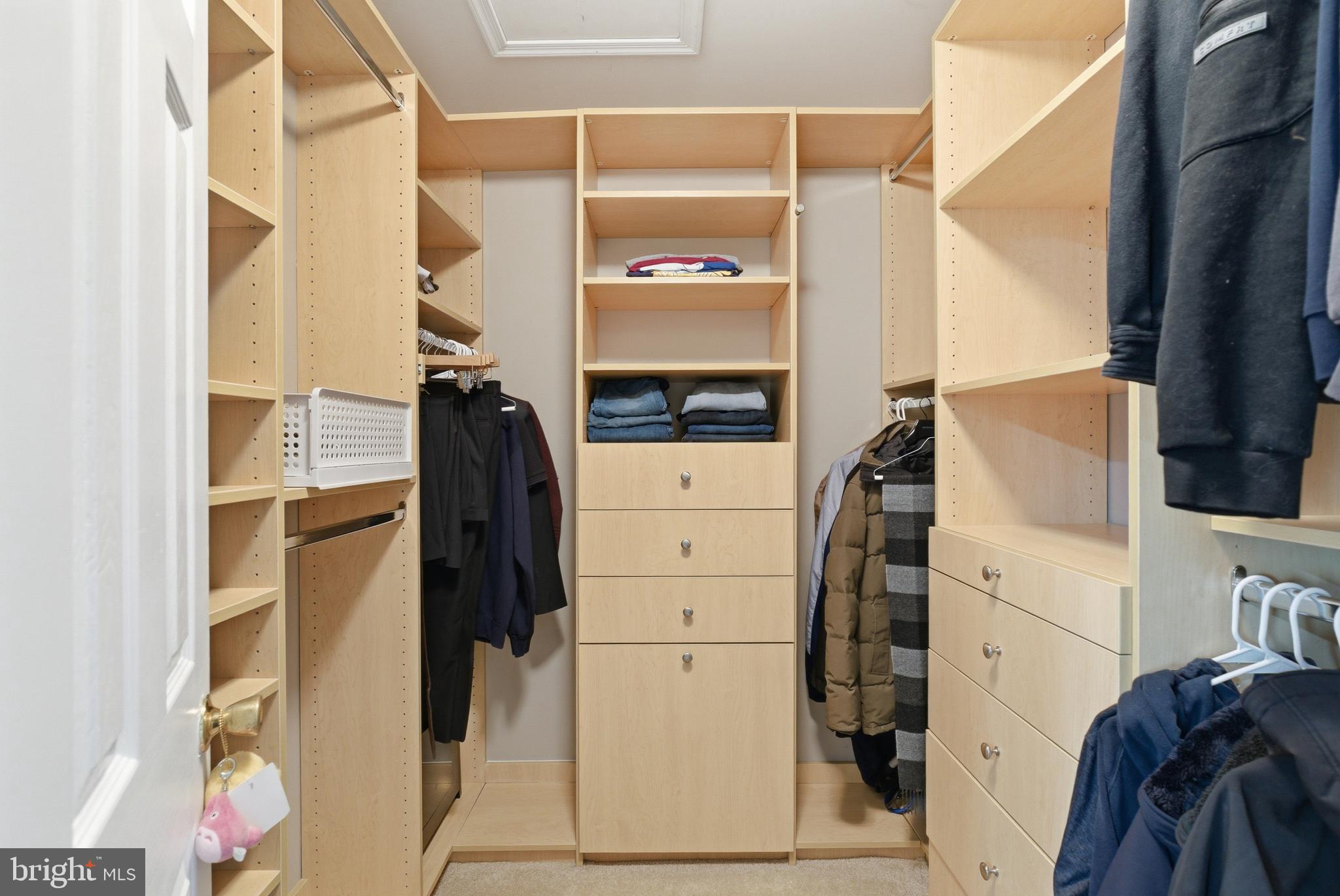 KINGSTOWNE - Residential