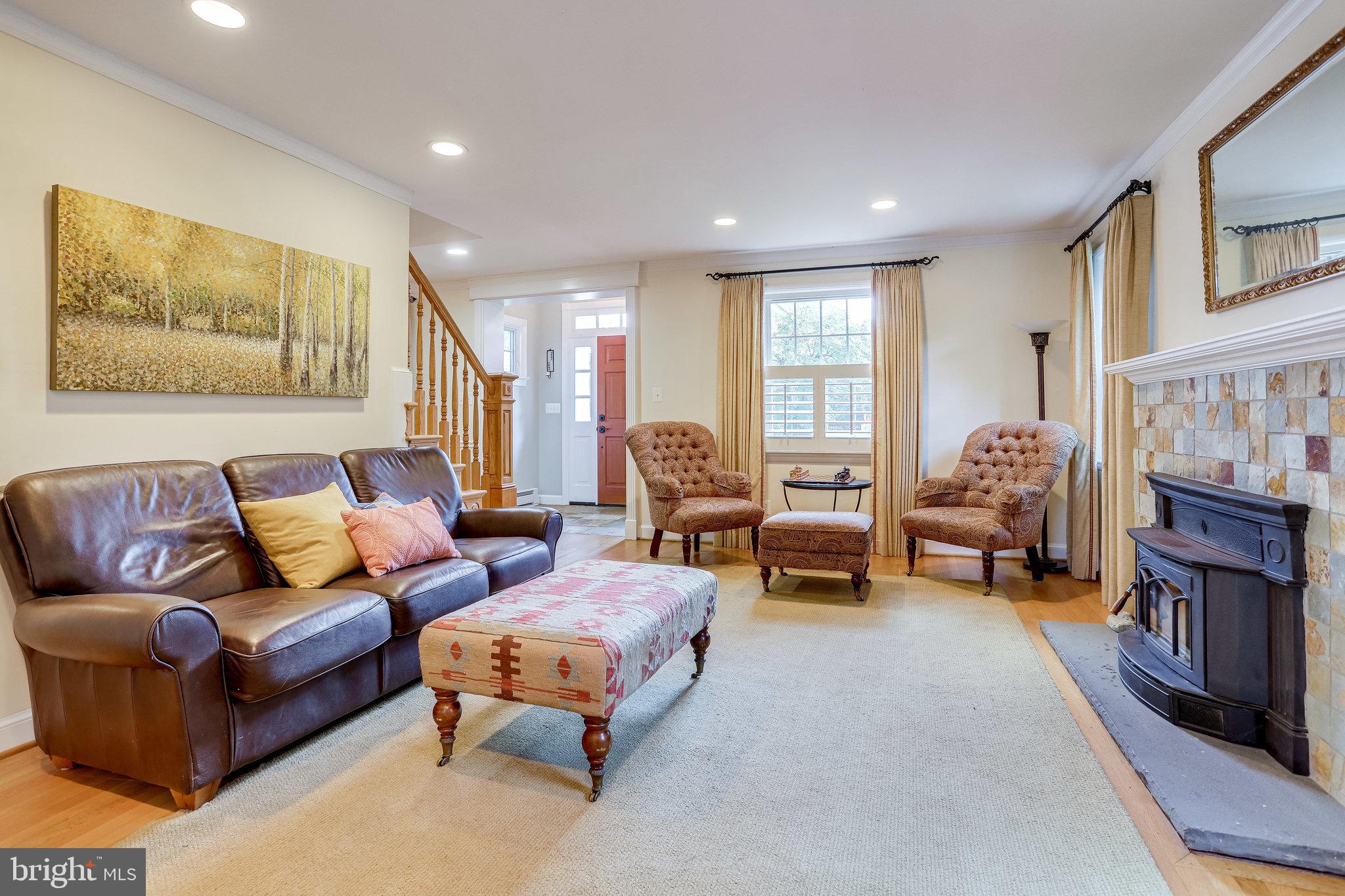 BROYHILL FOREST - Residential