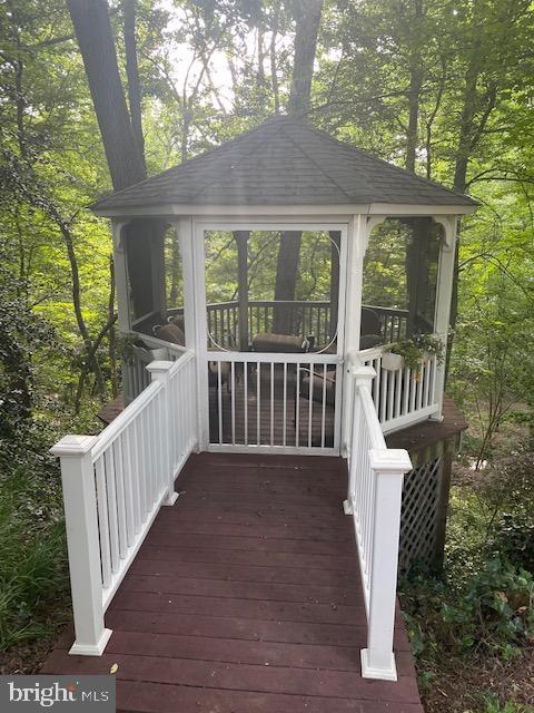 BROYHILL FOREST - Residential