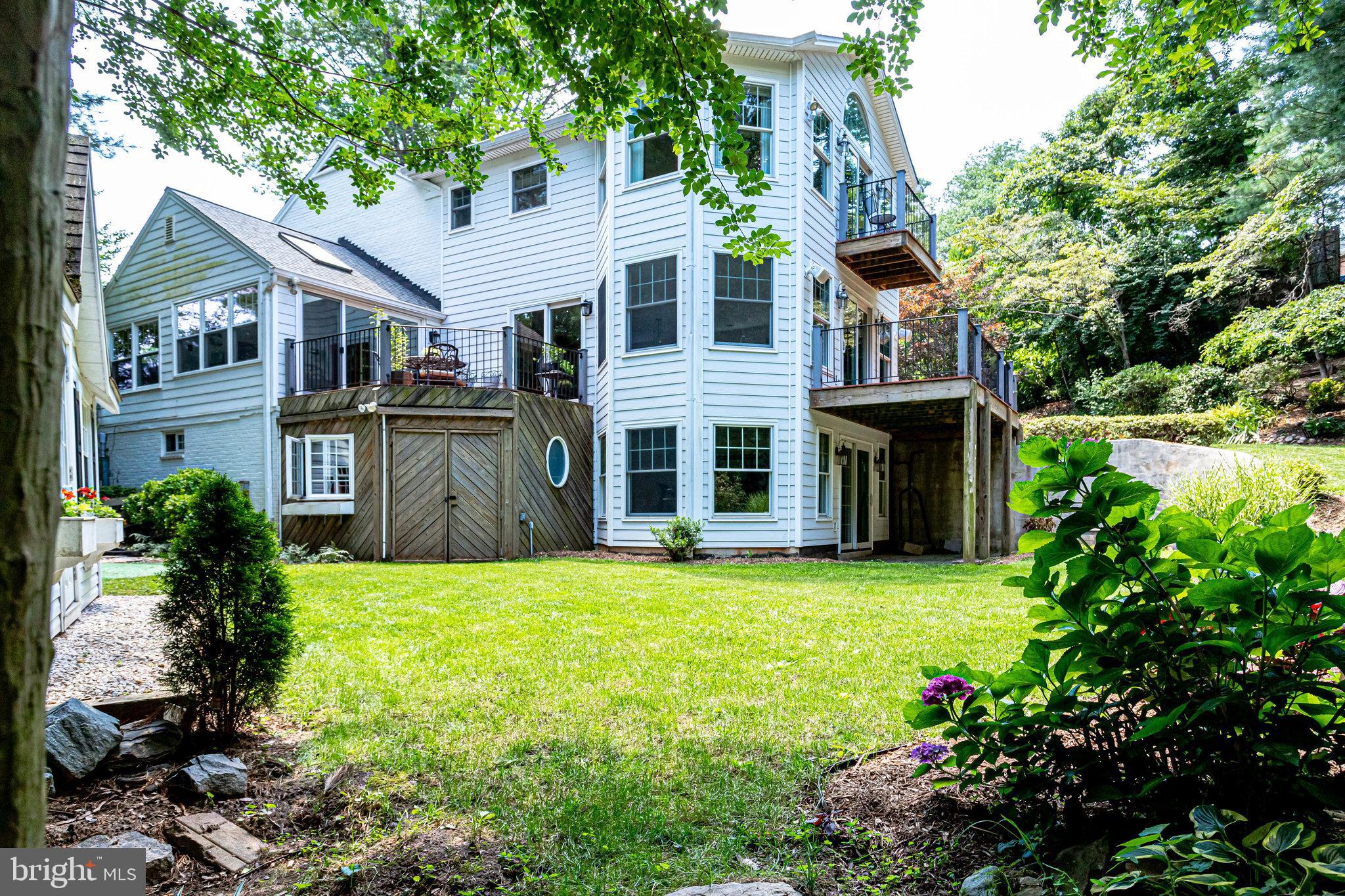 BROYHILL FOREST - Residential