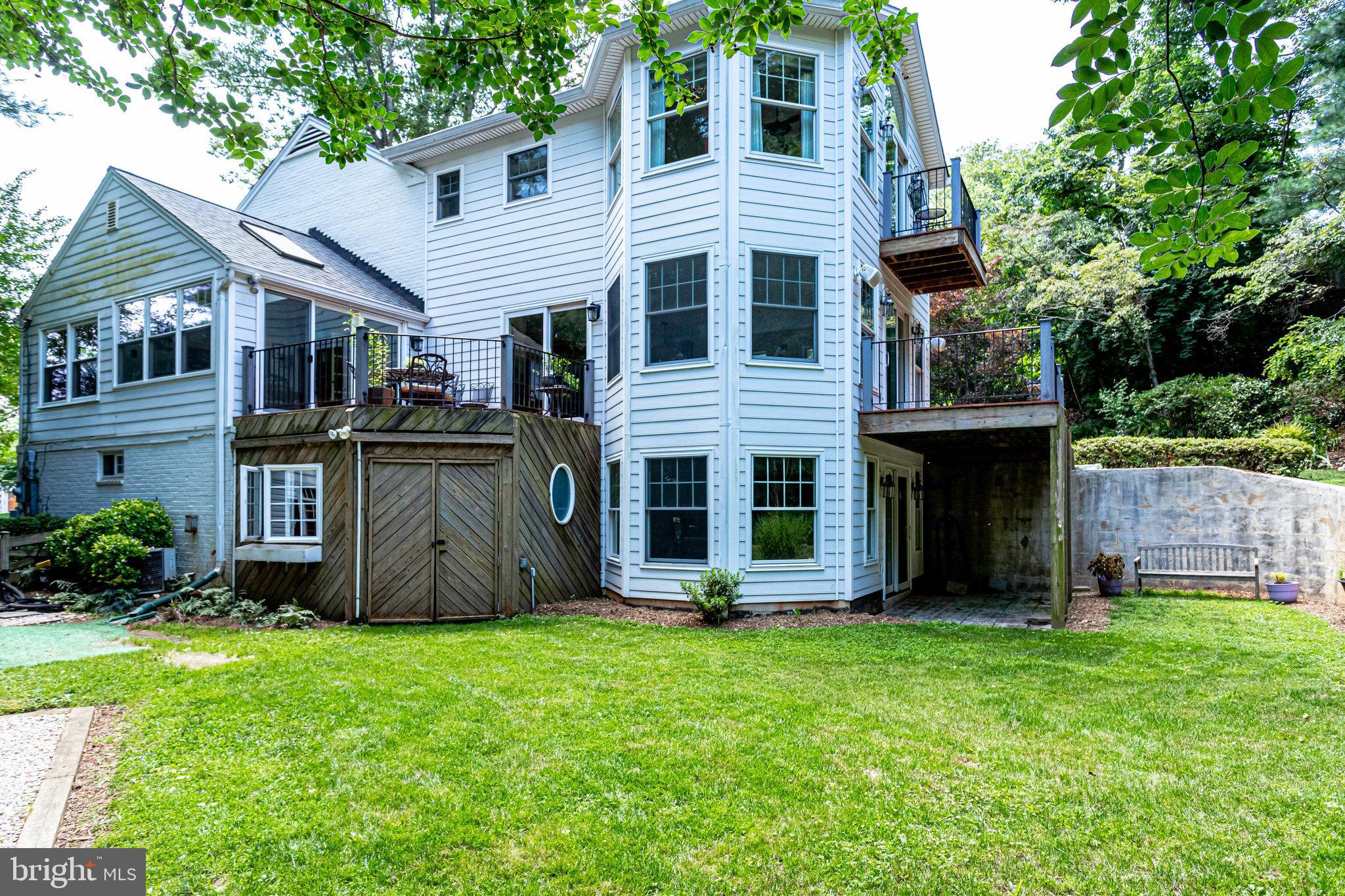 BROYHILL FOREST - Residential