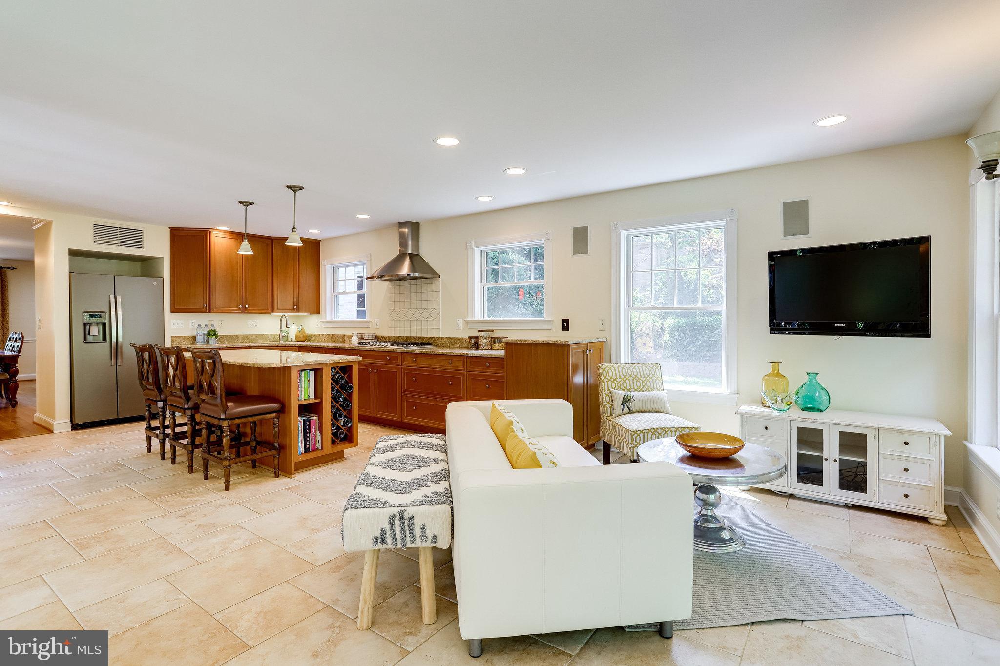 BROYHILL FOREST - Residential