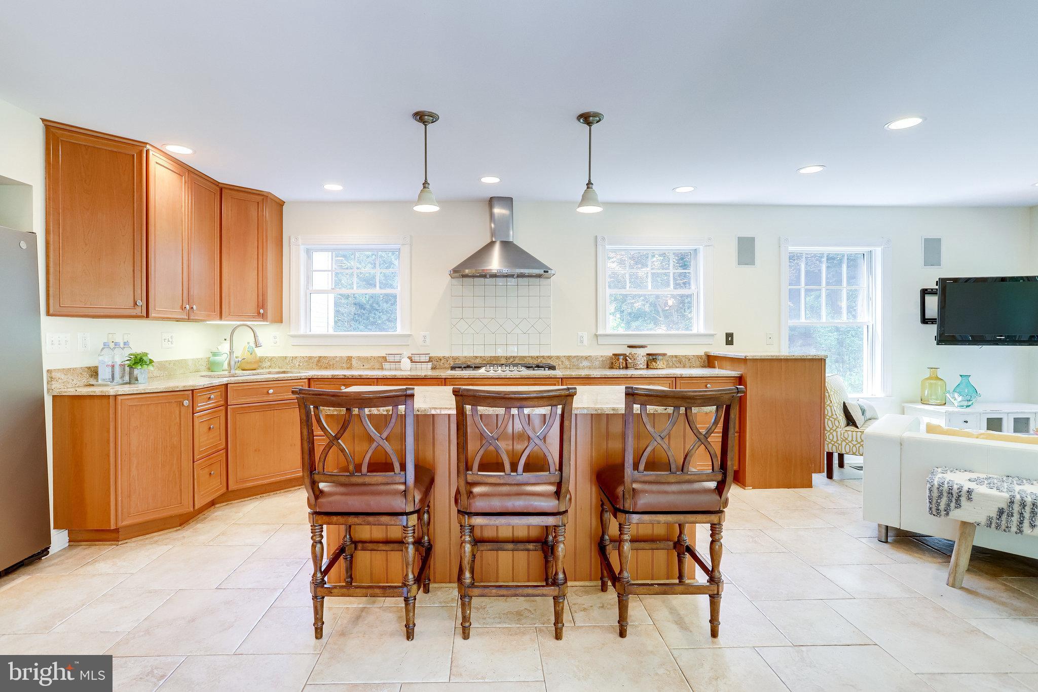 BROYHILL FOREST - Residential