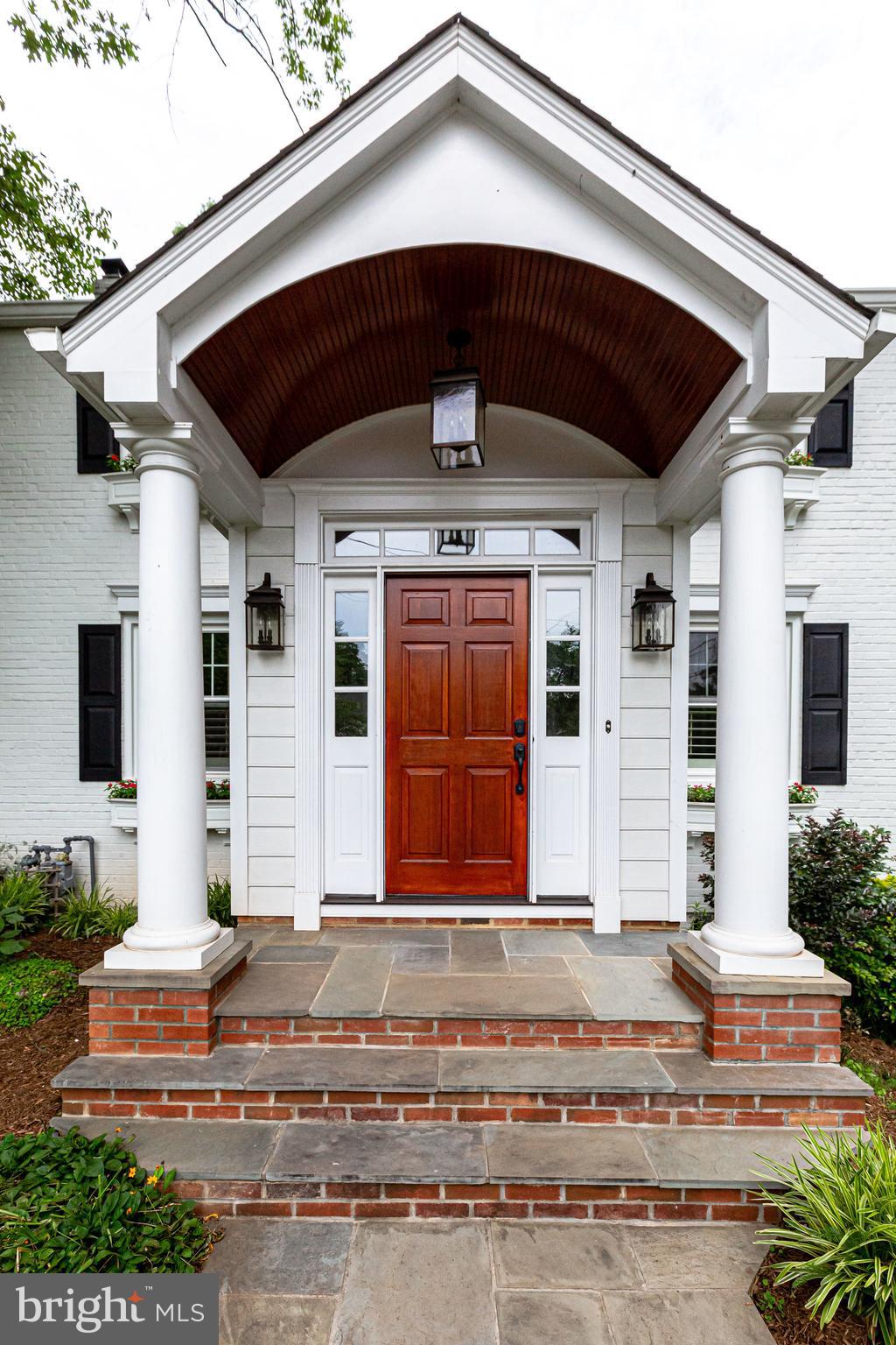 BROYHILL FOREST - Residential