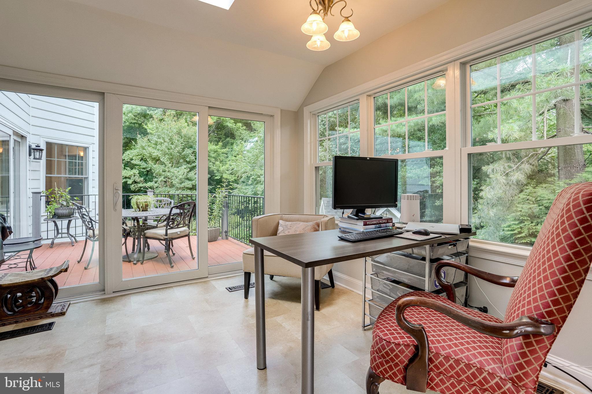 BROYHILL FOREST - Residential