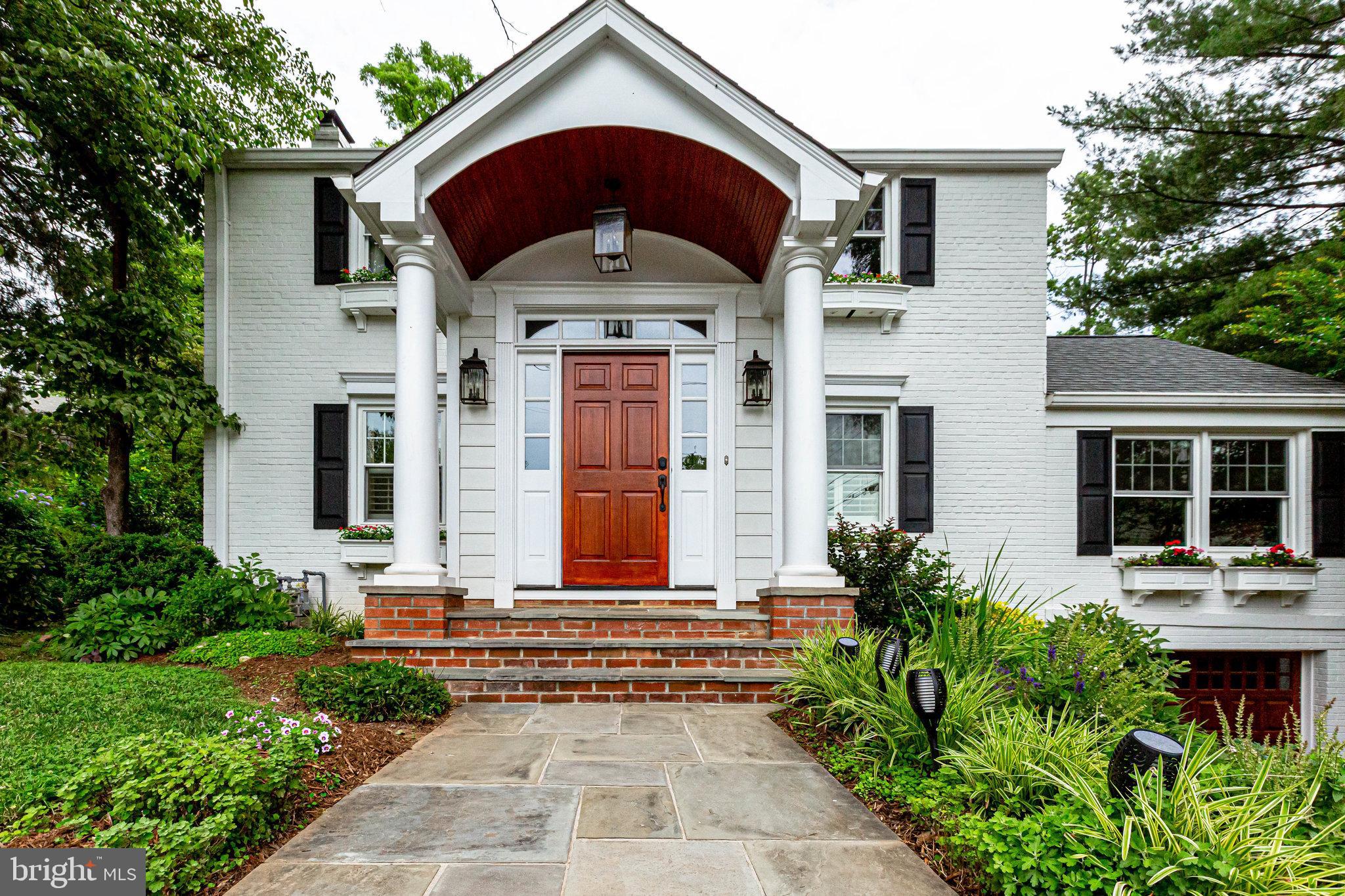 BROYHILL FOREST - Residential