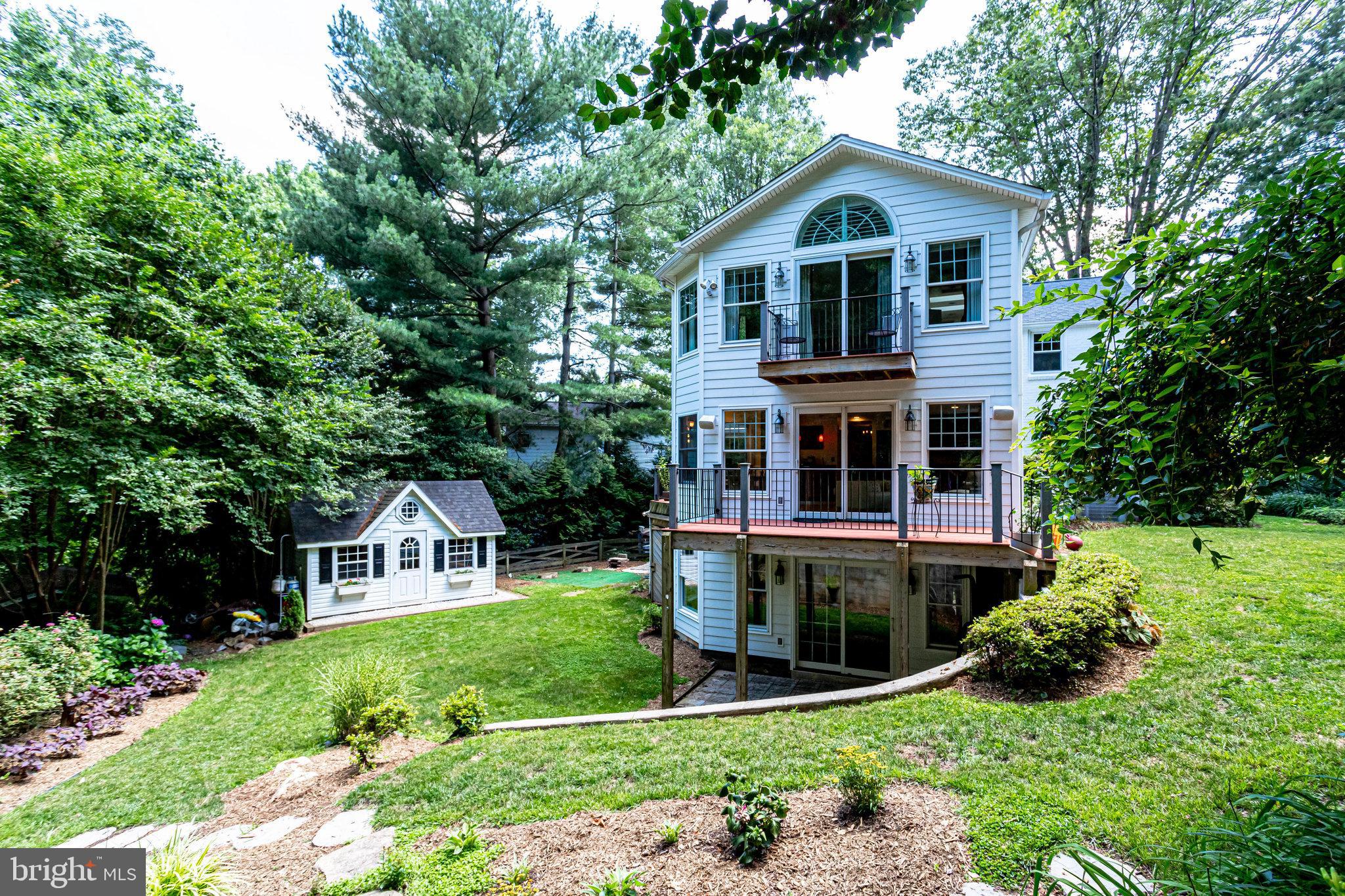 BROYHILL FOREST - Residential