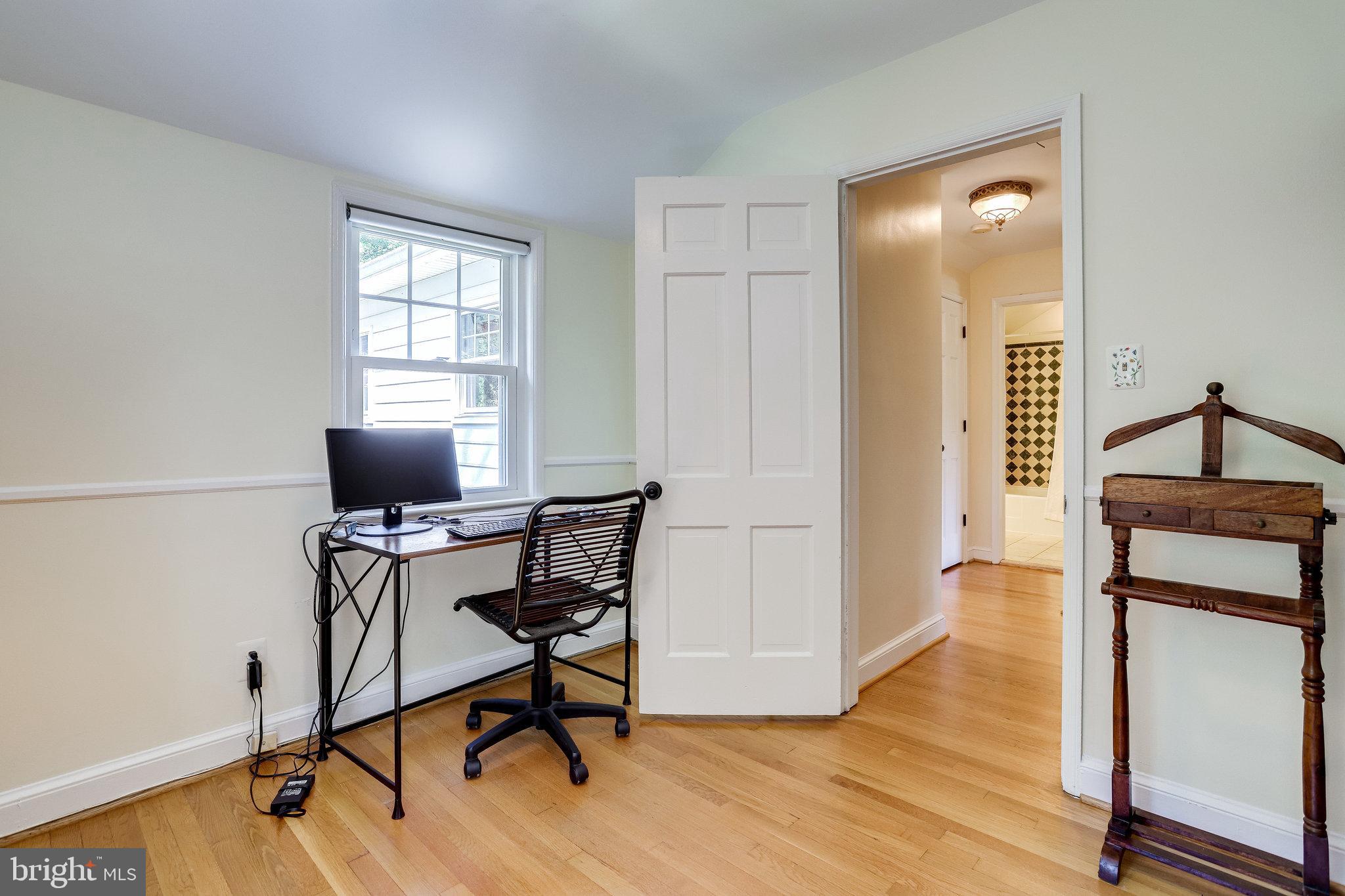 BROYHILL FOREST - Residential