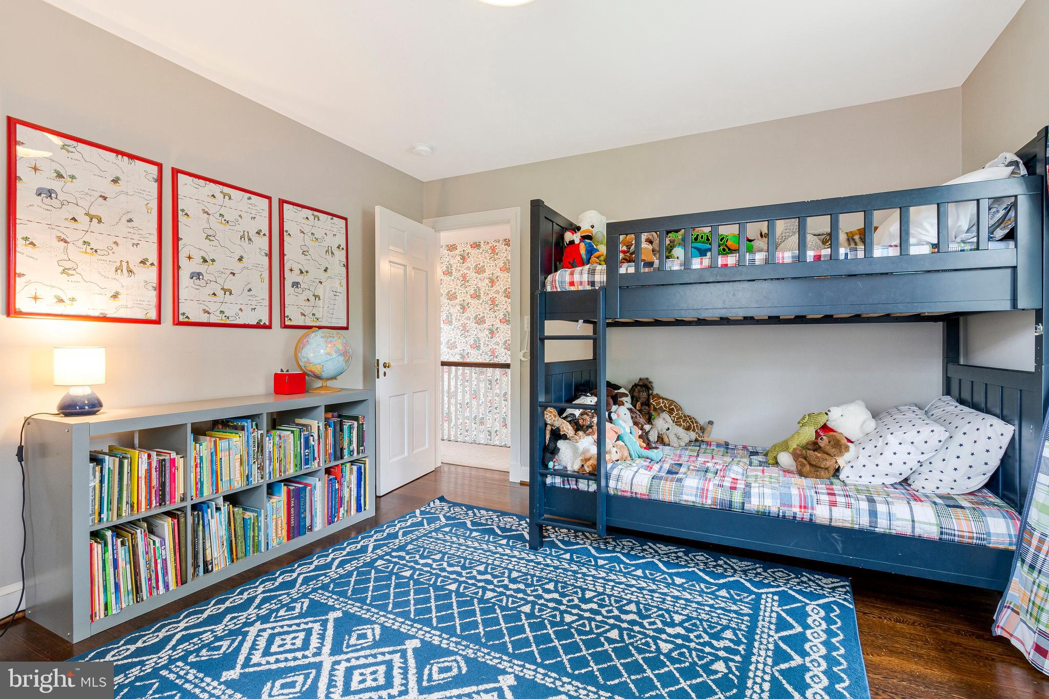 RIDGEWOOD VILLAGE - Residential