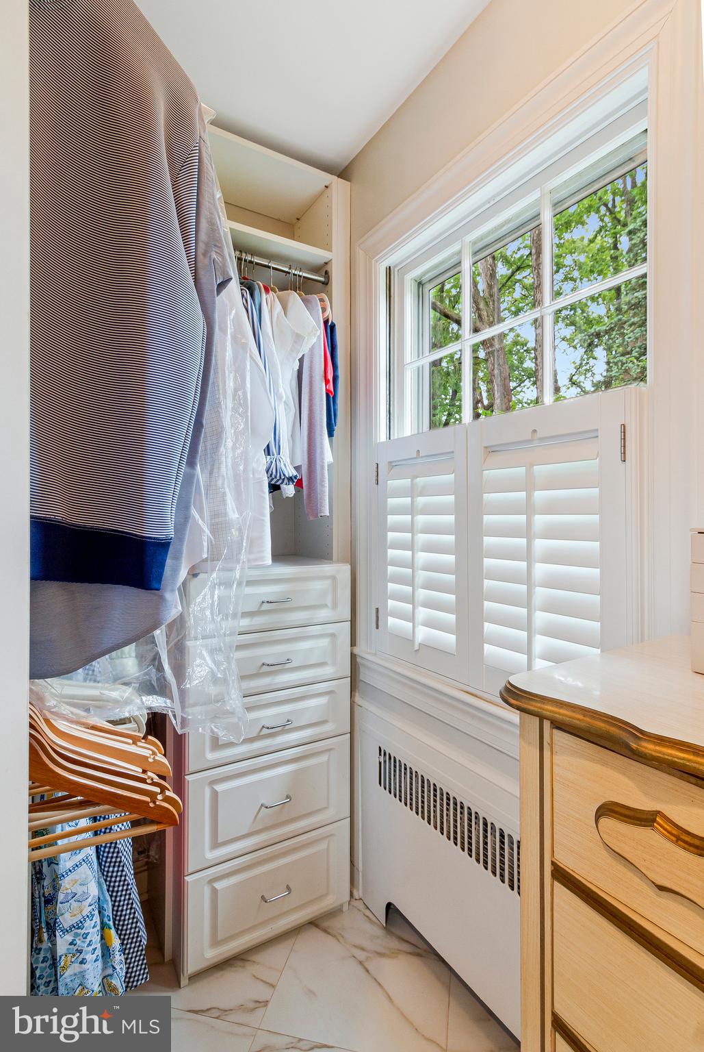 RIDGEWOOD VILLAGE - Residential