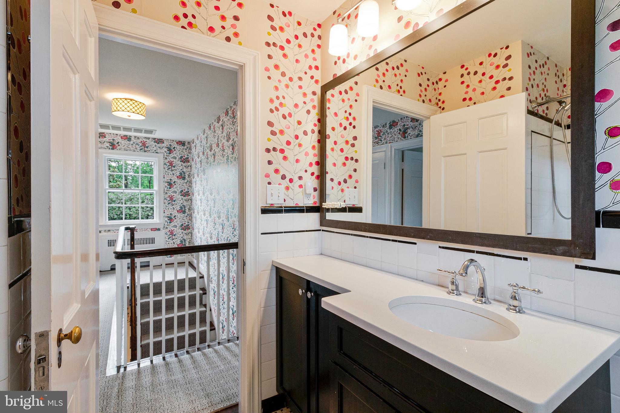 RIDGEWOOD VILLAGE - Residential