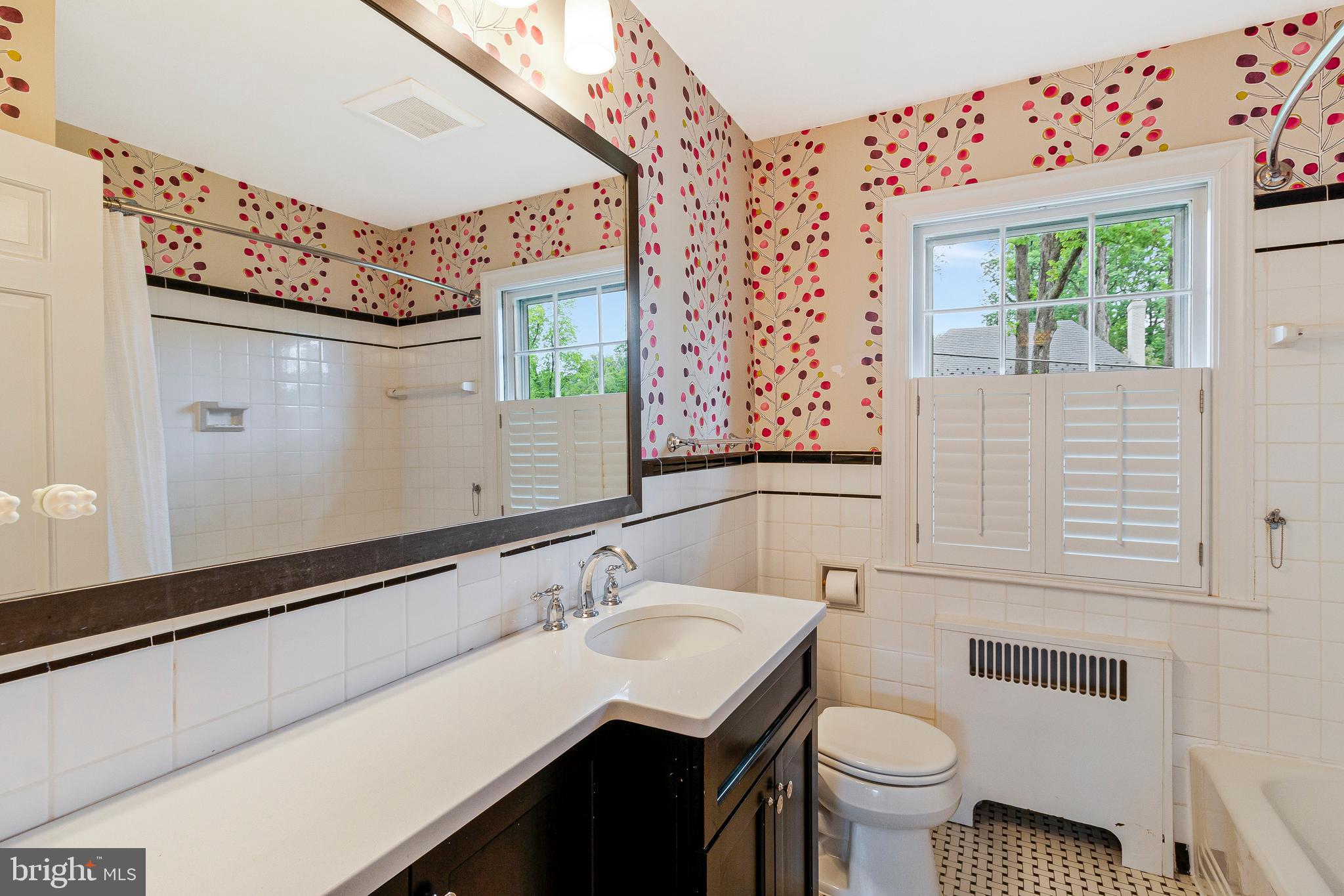 RIDGEWOOD VILLAGE - Residential