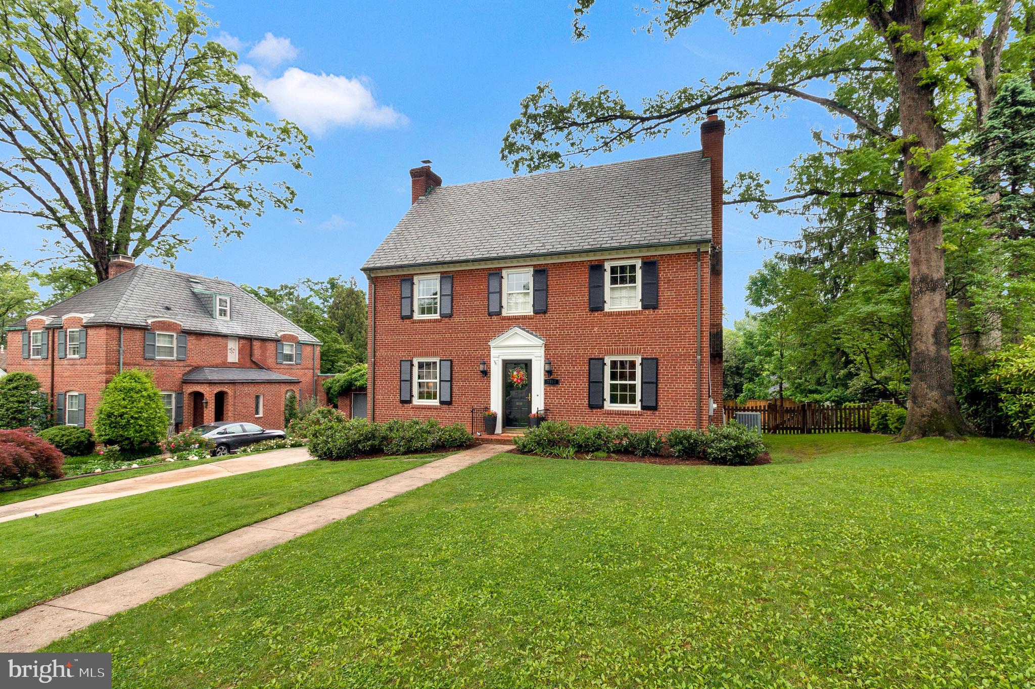 RIDGEWOOD VILLAGE - Residential