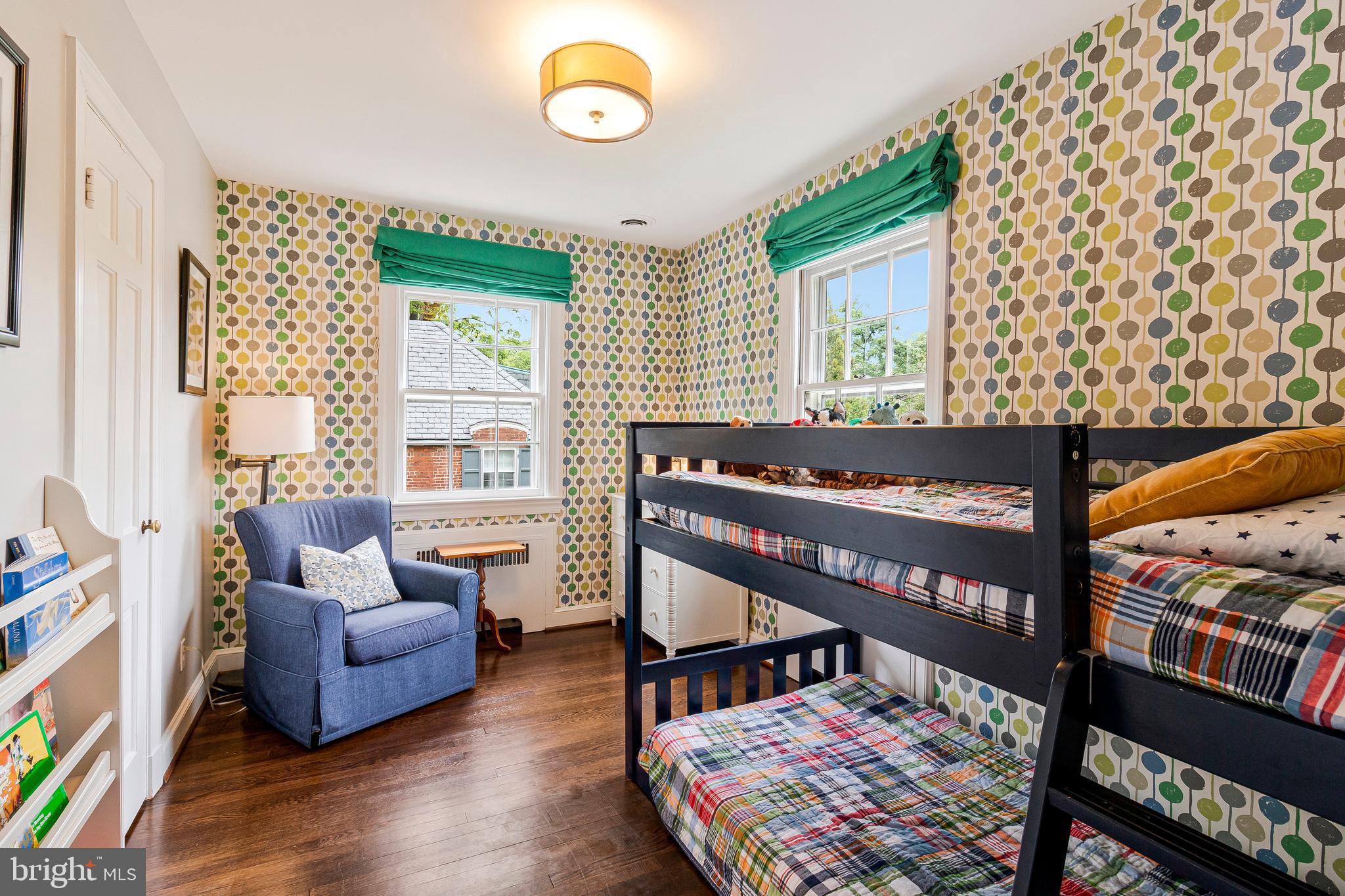 RIDGEWOOD VILLAGE - Residential