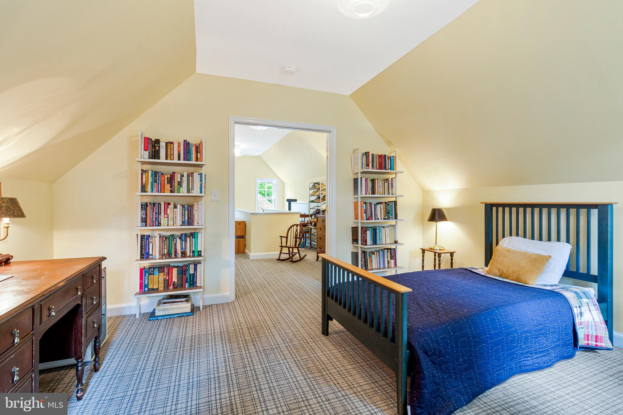 RIDGEWOOD VILLAGE - Residential