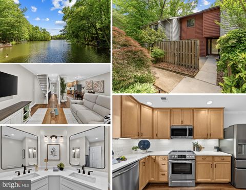 Photo of 1978 Winterport Cluster, RESTON, VA 20191 (MLS # VAFX2305498)