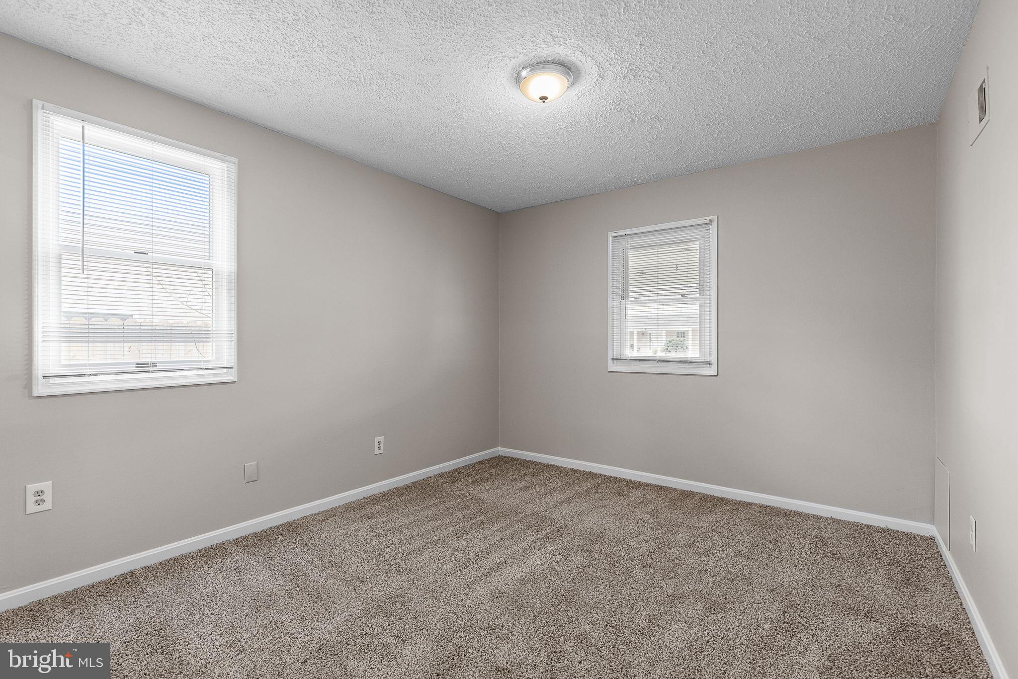 MANASSAS PARK - Residential