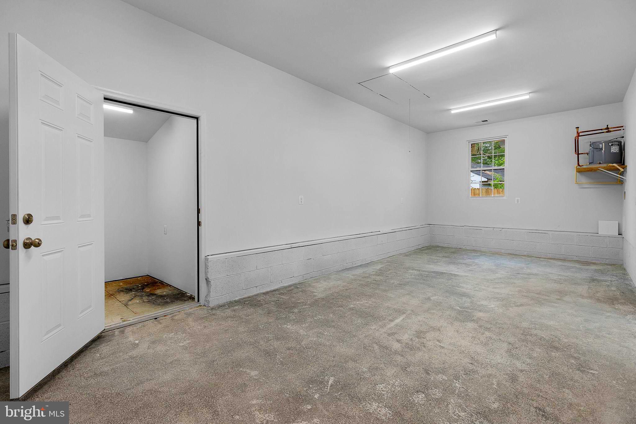 MANASSAS PARK - Residential