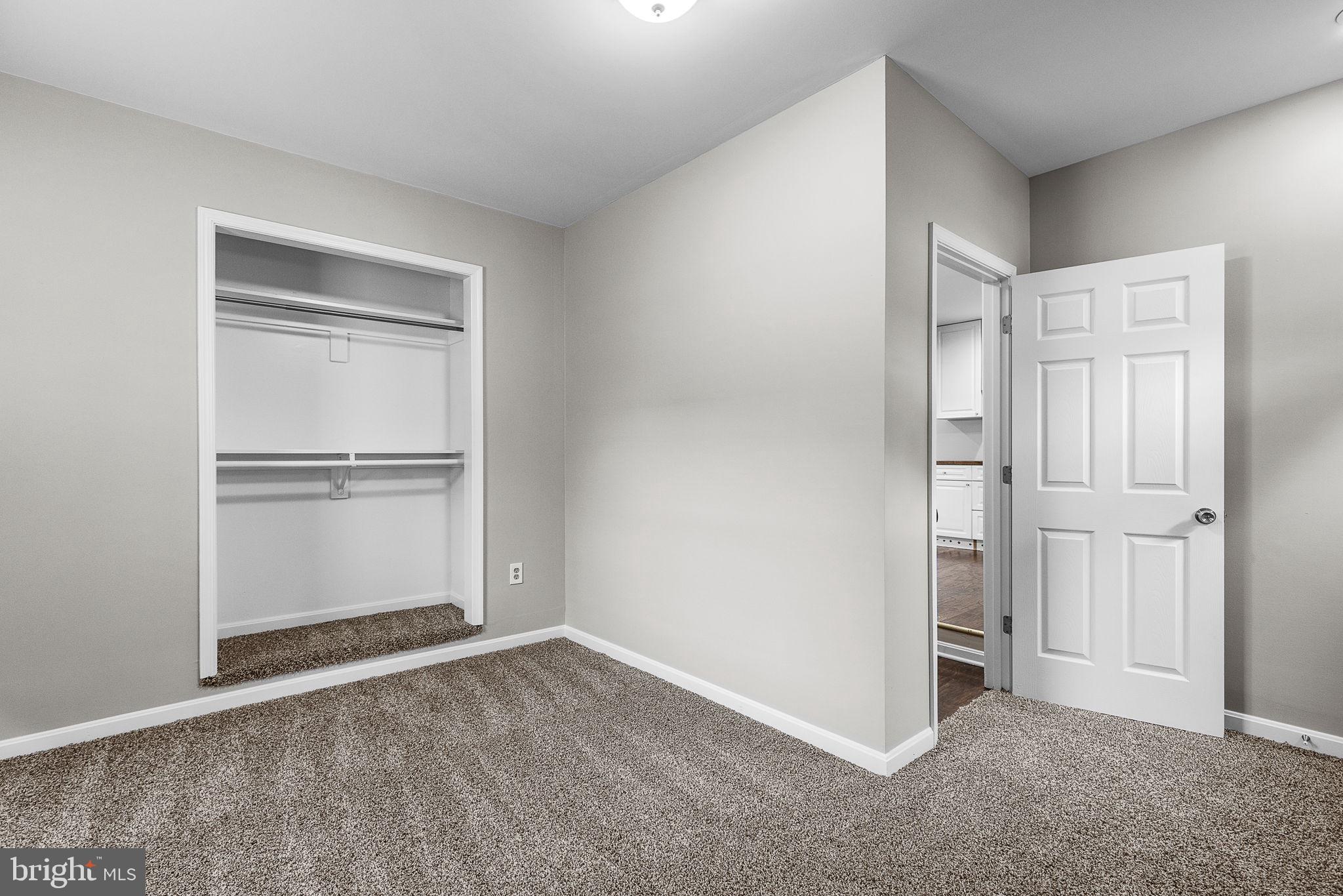 MANASSAS PARK - Residential