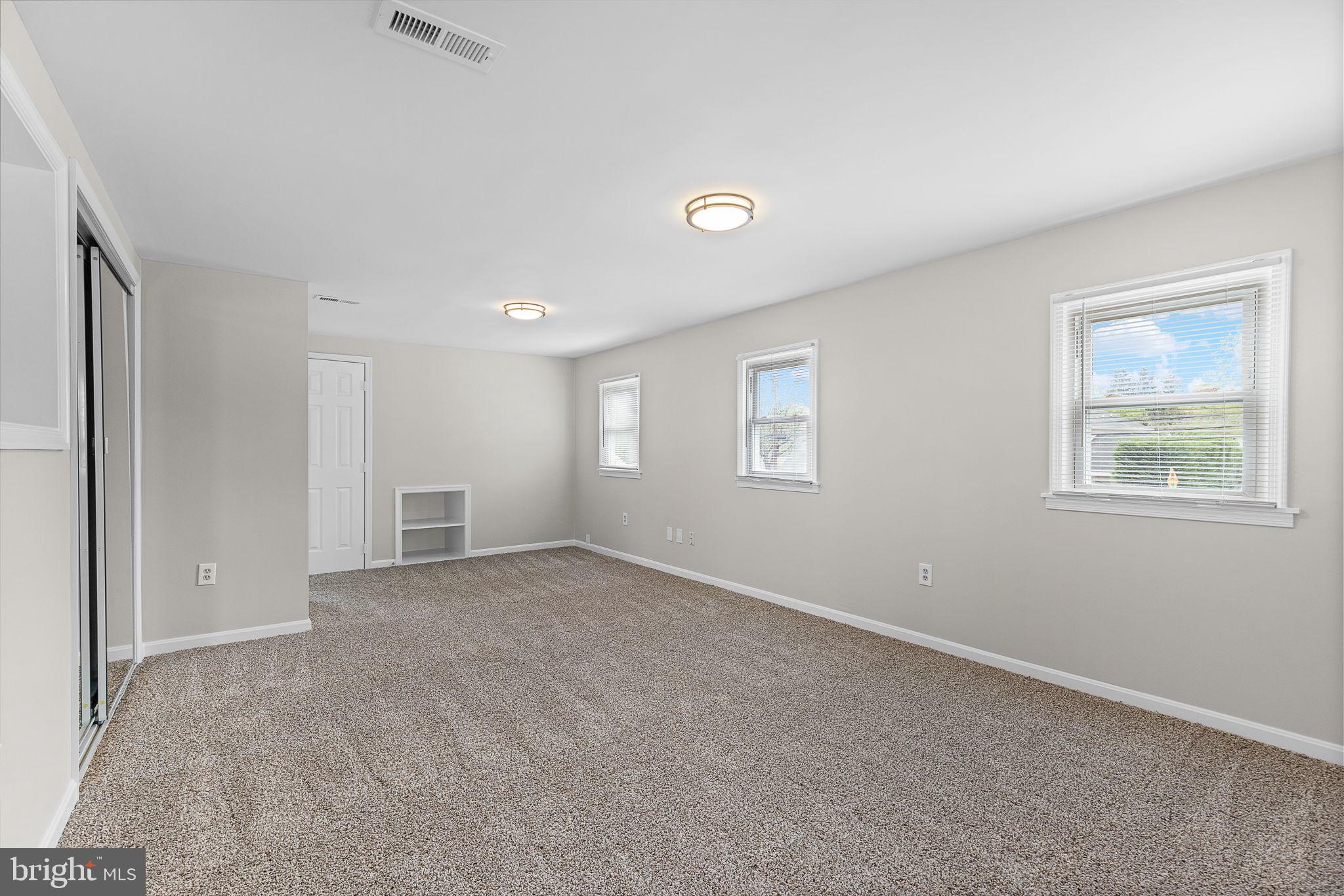 MANASSAS PARK - Residential