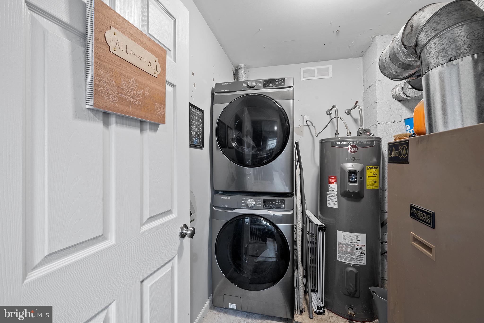 SALEM POINT - Residential