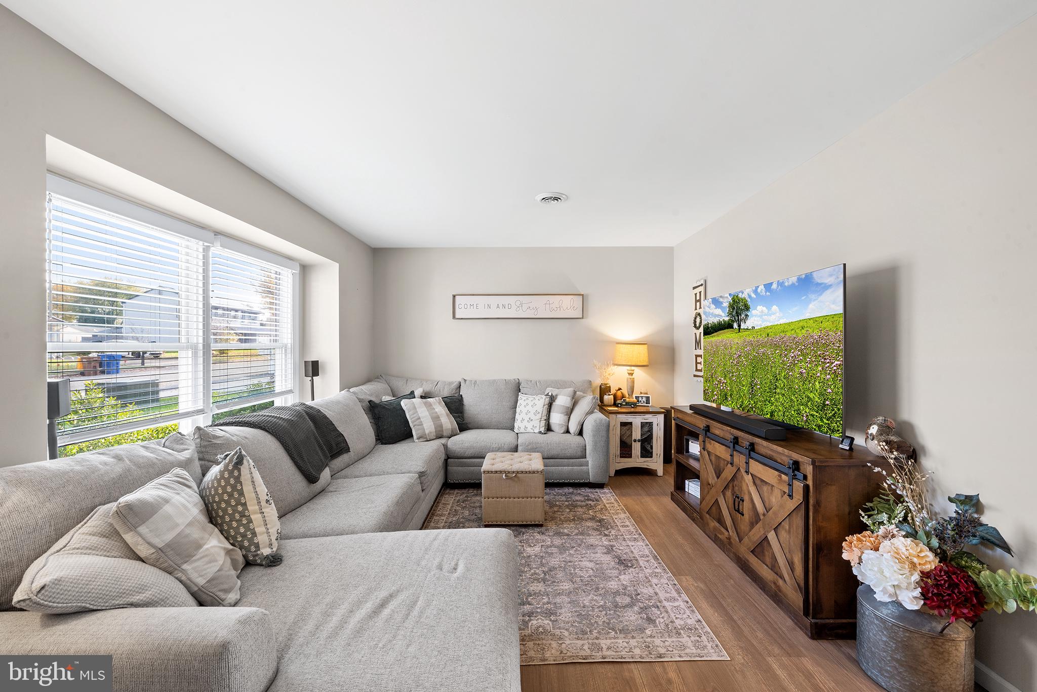 SALEM POINT - Residential