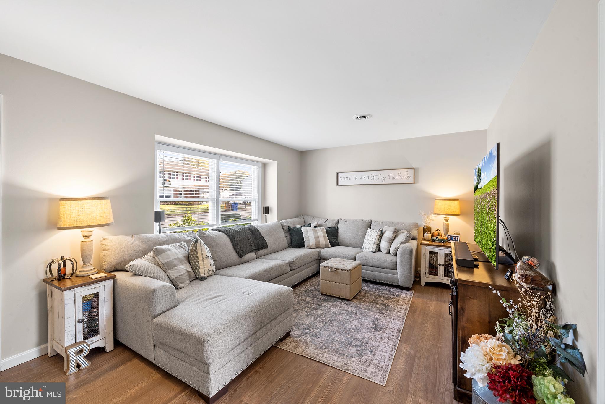 SALEM POINT - Residential