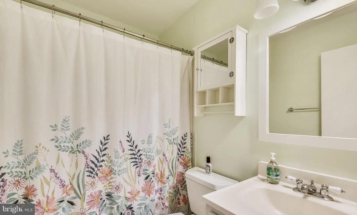 RESTON - Residential Lease