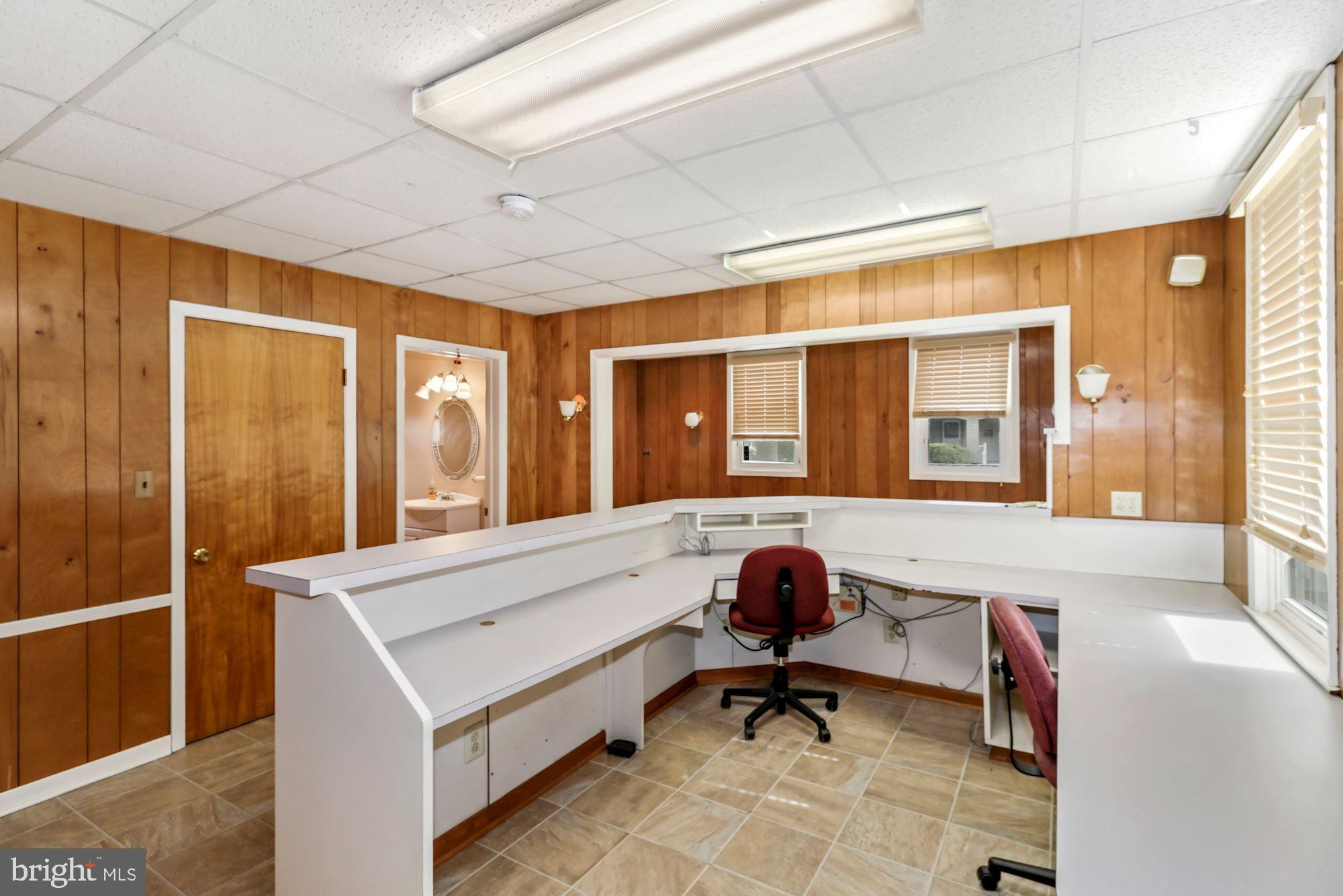 CAPITOL VIEW - Commercial Sale