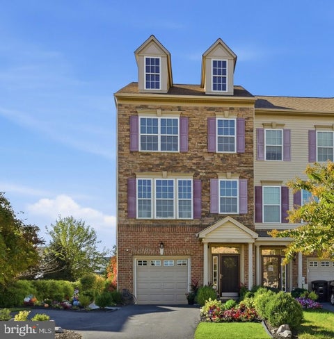 Photo of 1633 Matisse Drive, MIDDLETOWN, DE 19709 (MLS # DENC2113606)