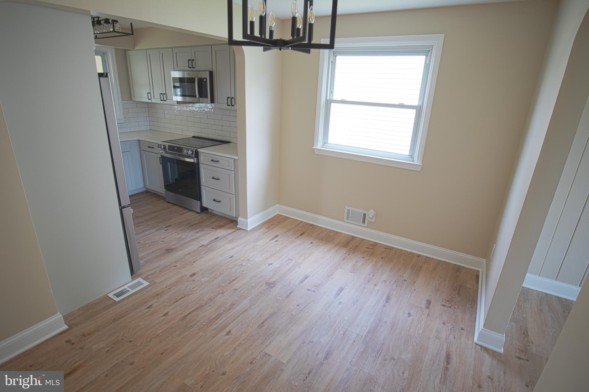 RIVIERA BEACH - Residential