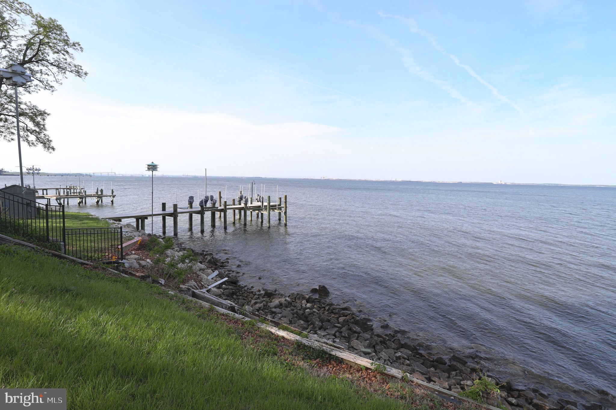 RIVIERA BEACH - Residential