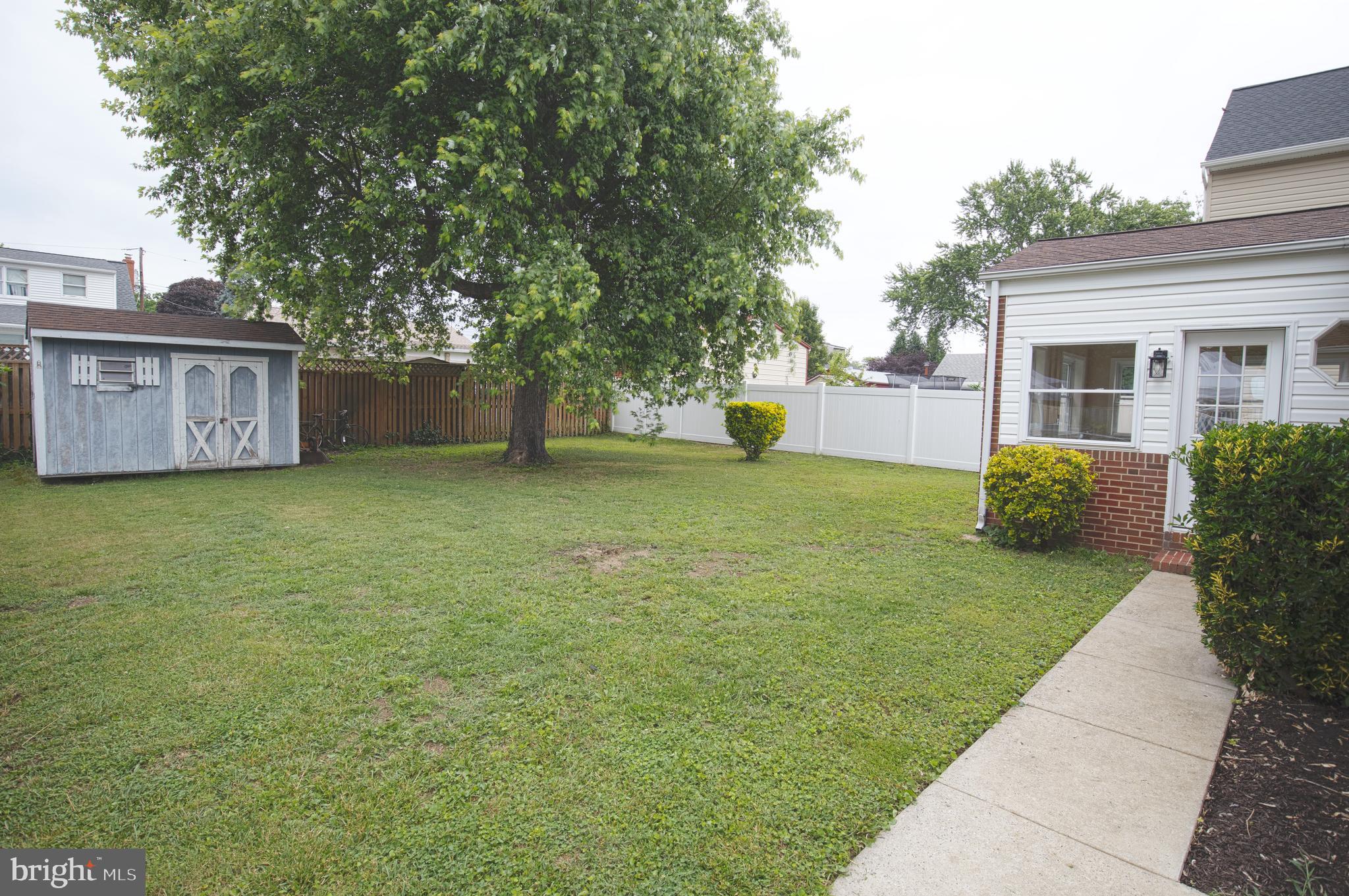 RIVIERA BEACH - Residential