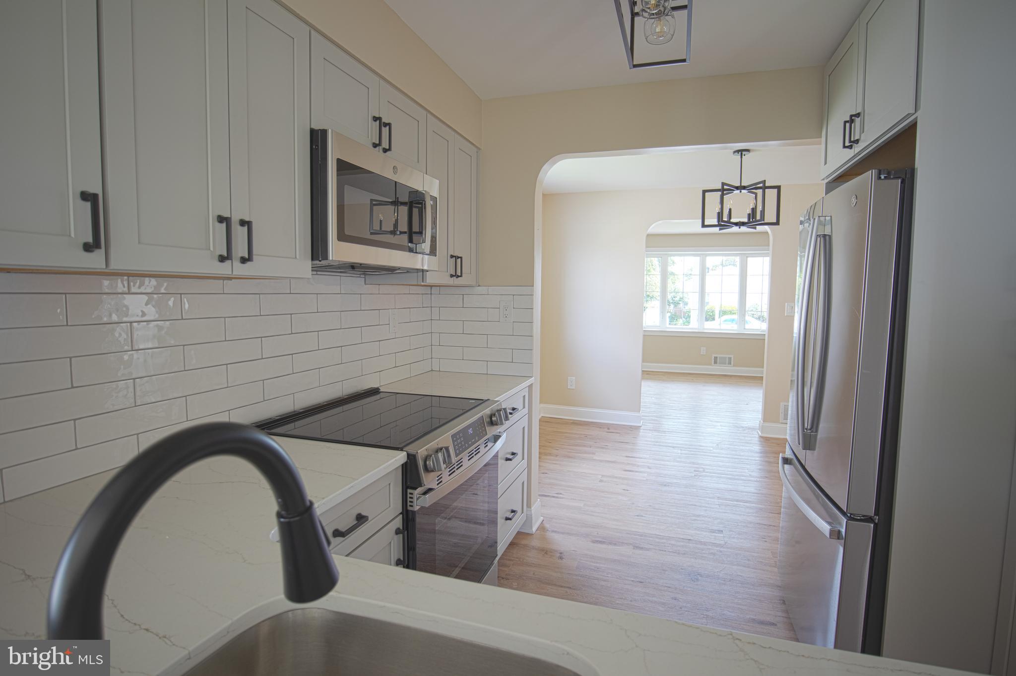 RIVIERA BEACH - Residential