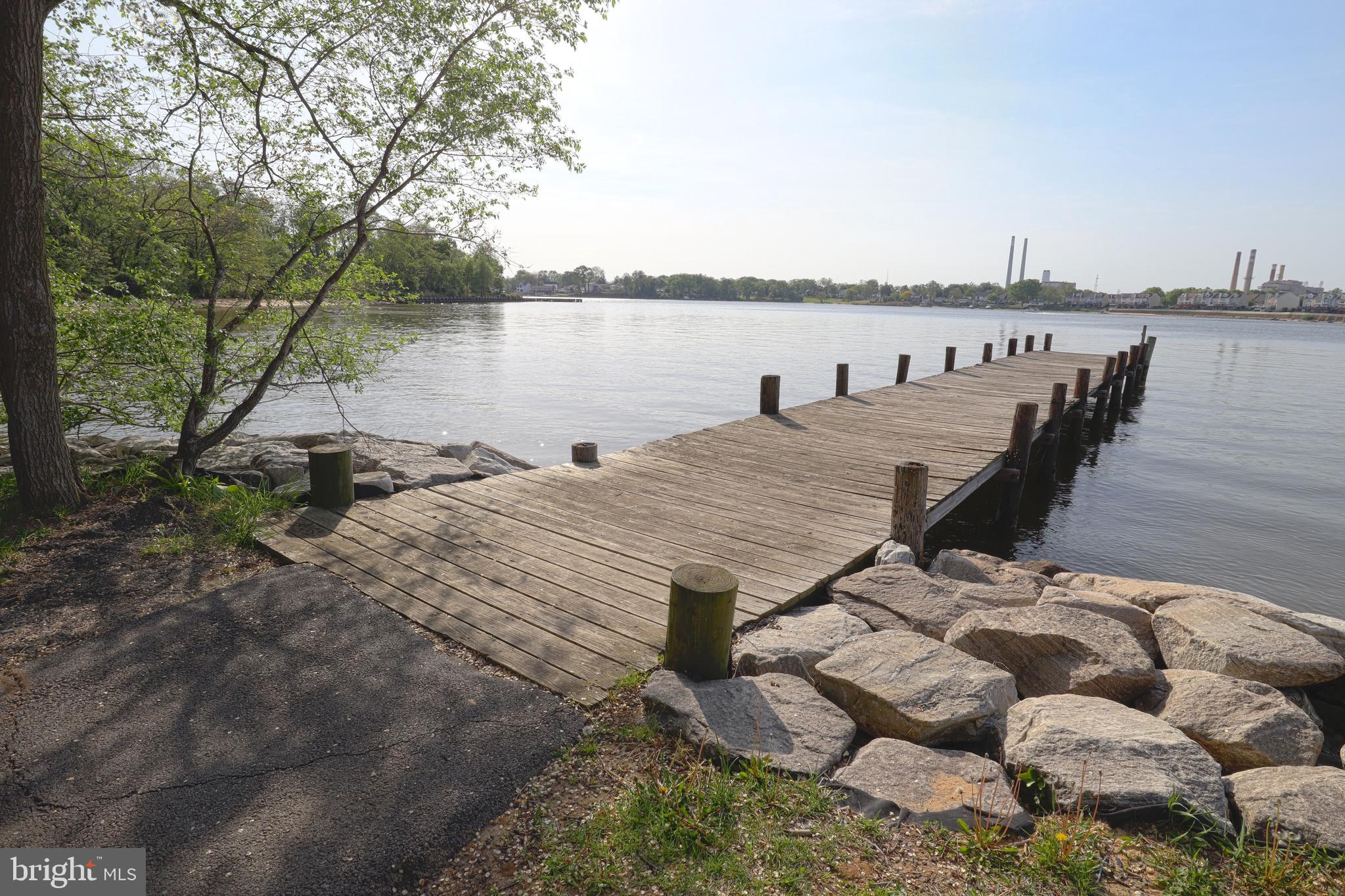 RIVIERA BEACH - Residential