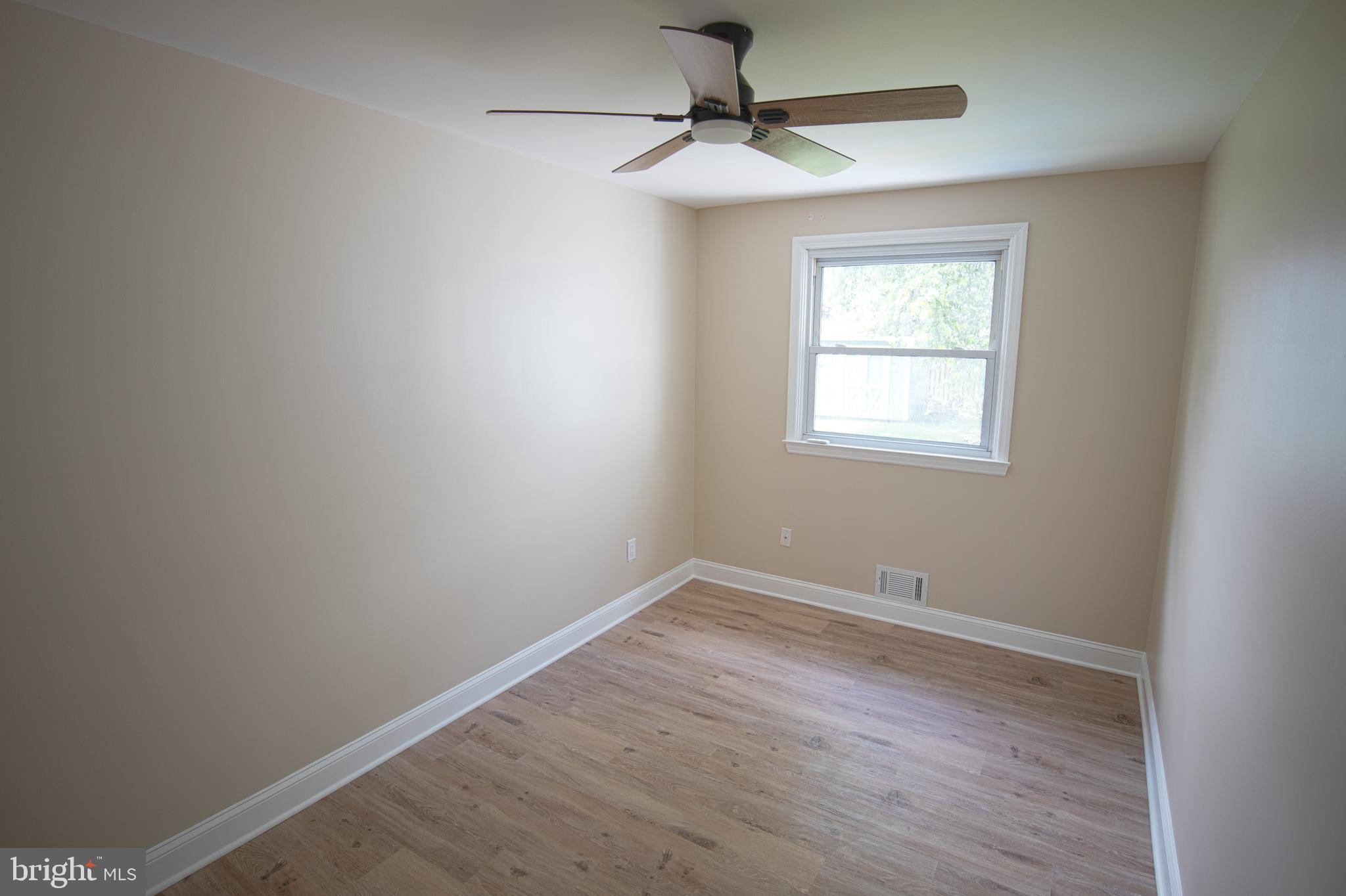 RIVIERA BEACH - Residential