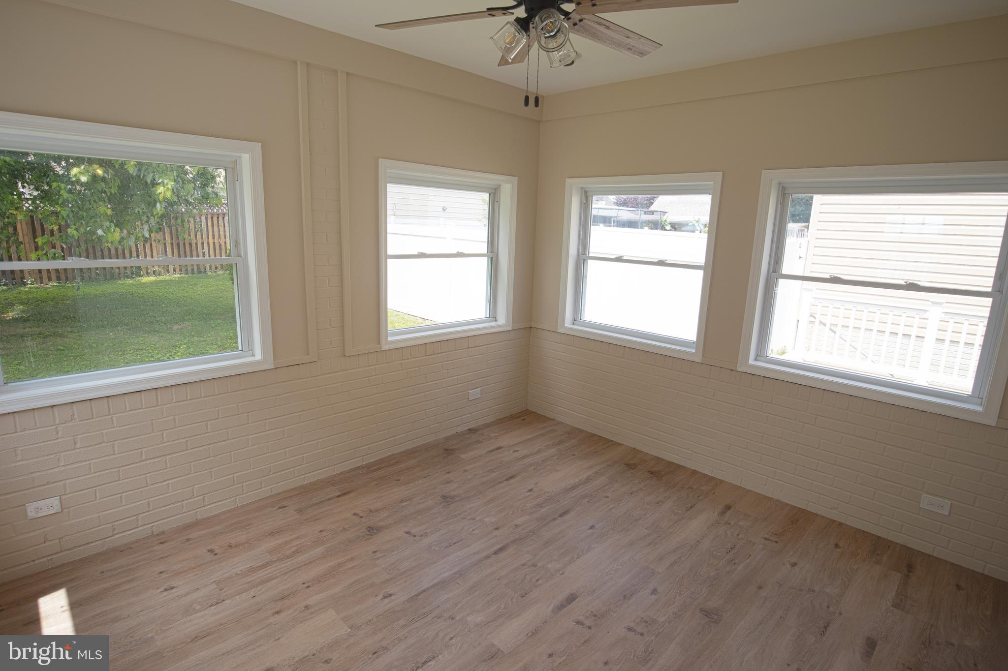 RIVIERA BEACH - Residential