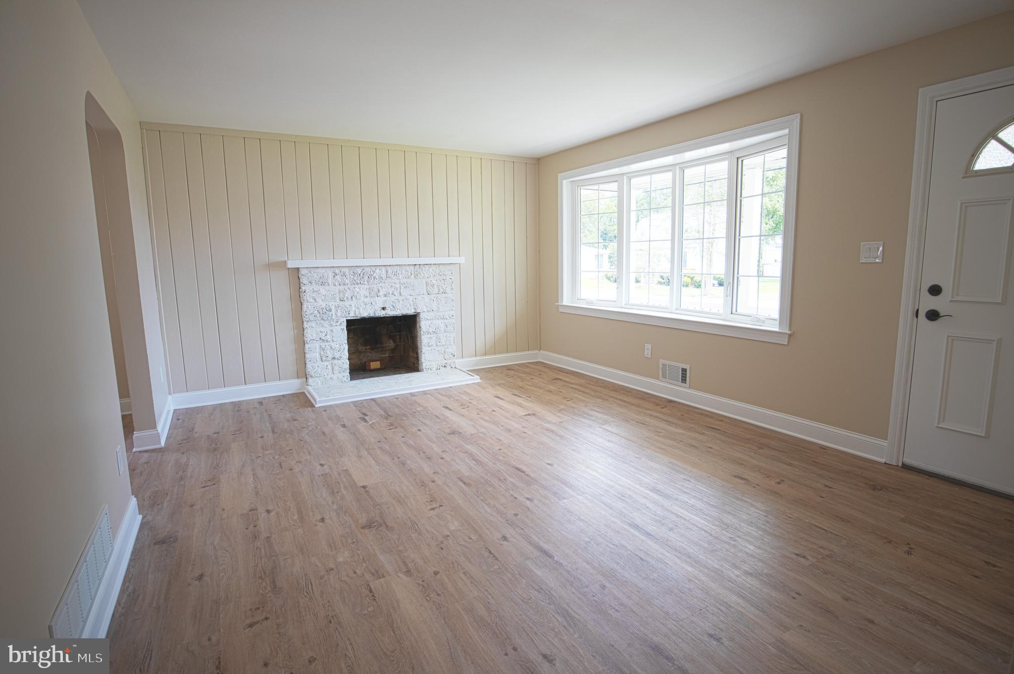 RIVIERA BEACH - Residential